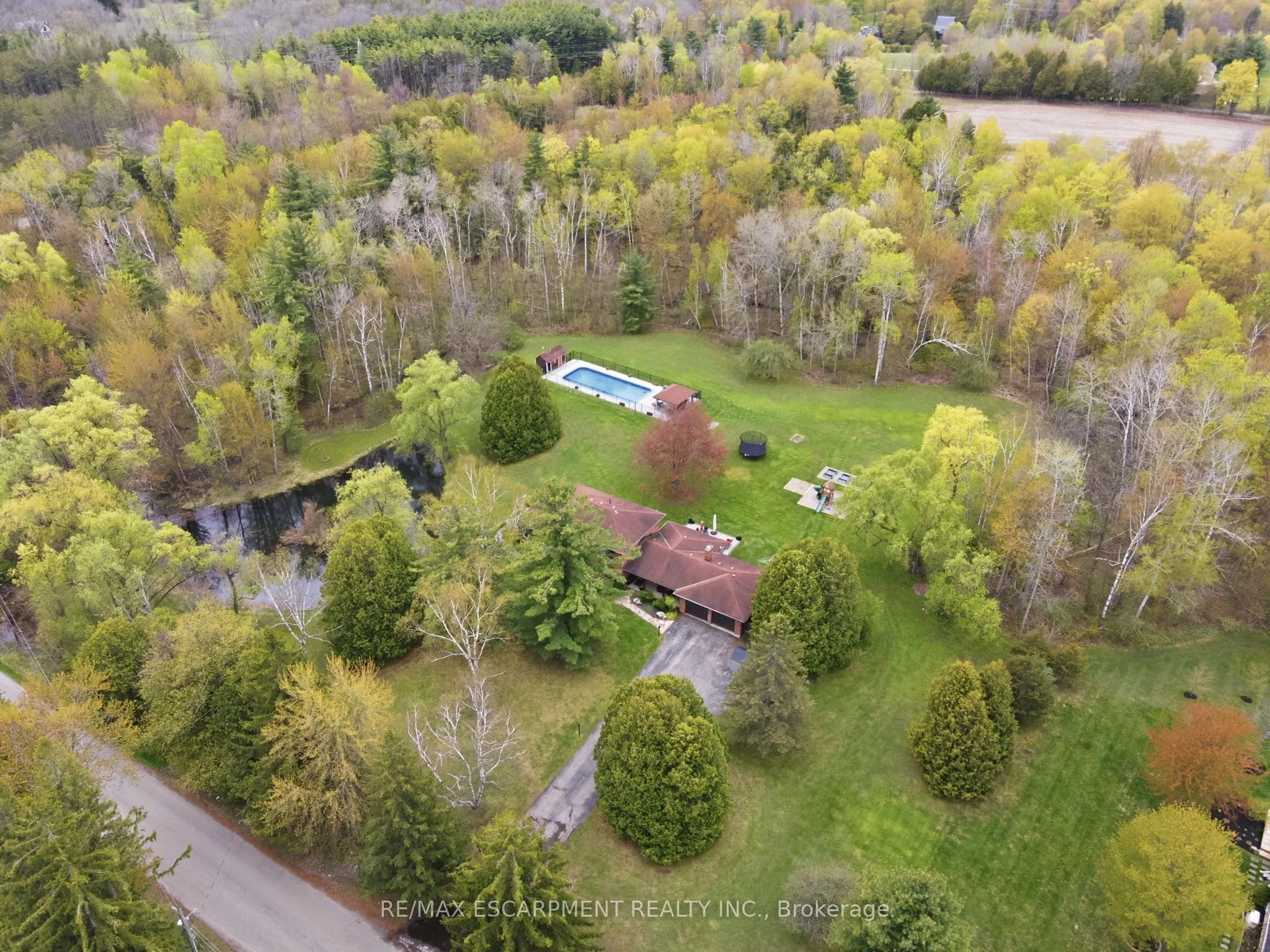 3918 Maddaugh Road