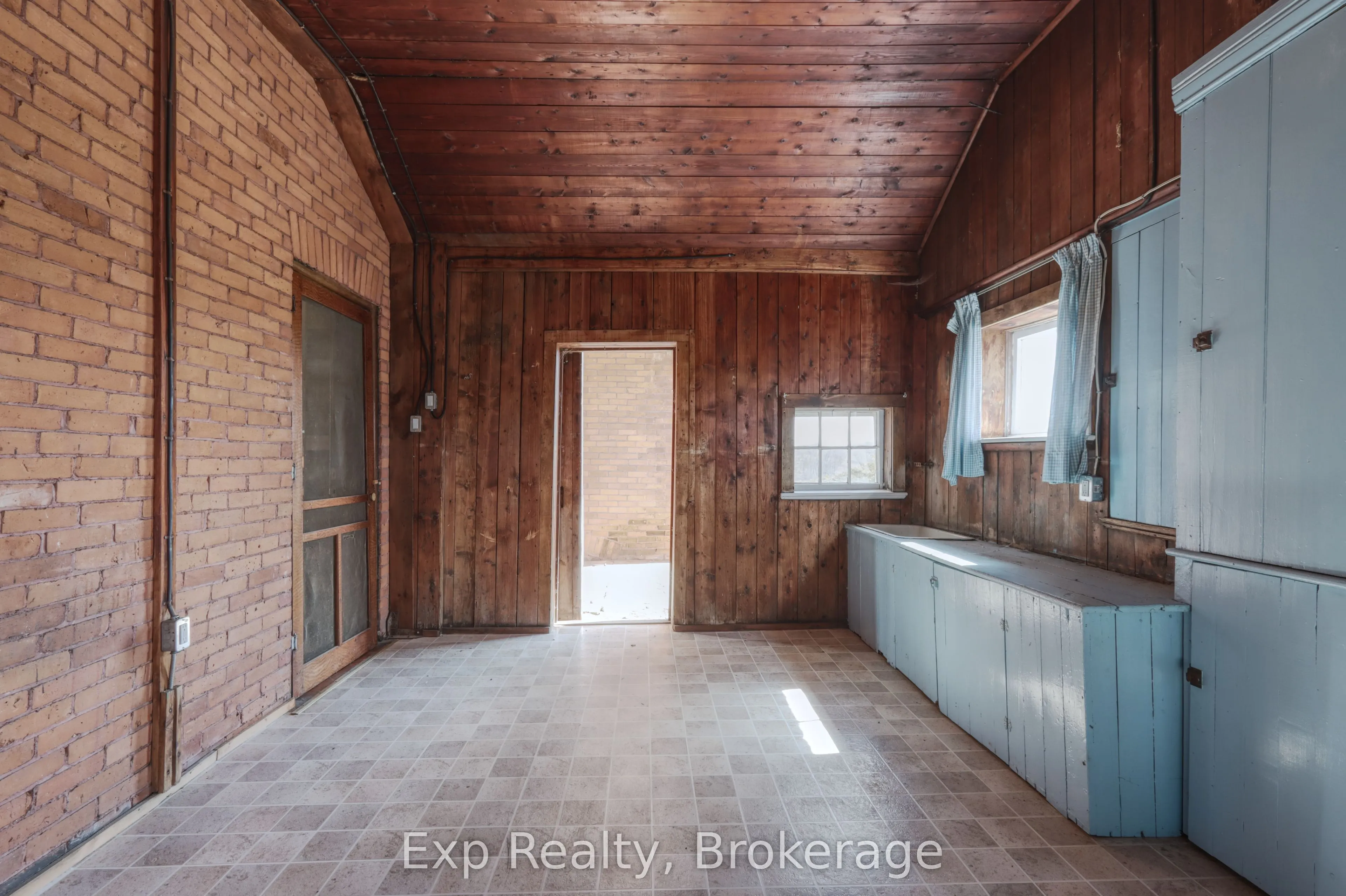 840 McGregor Bay Road