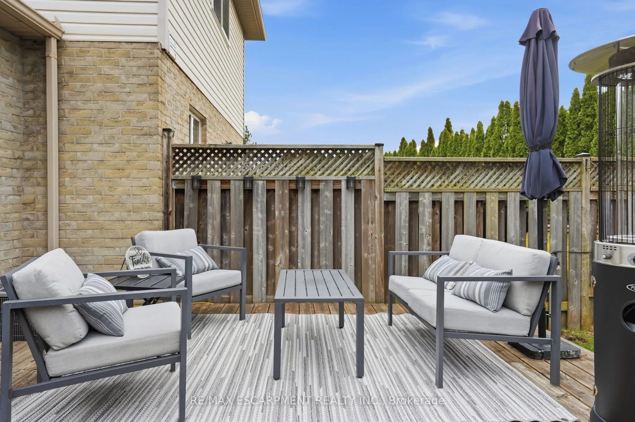 14 Kenyon Crescent