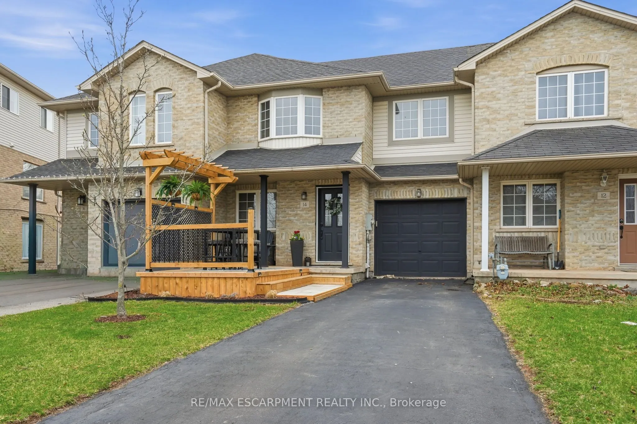 14 Kenyon Crescent