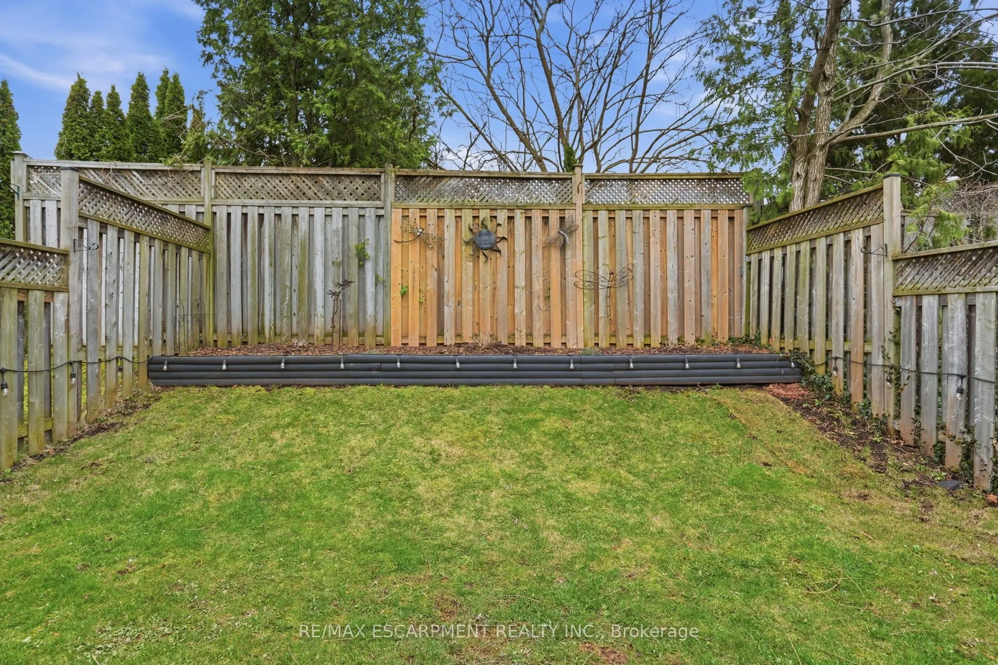 14 Kenyon Crescent