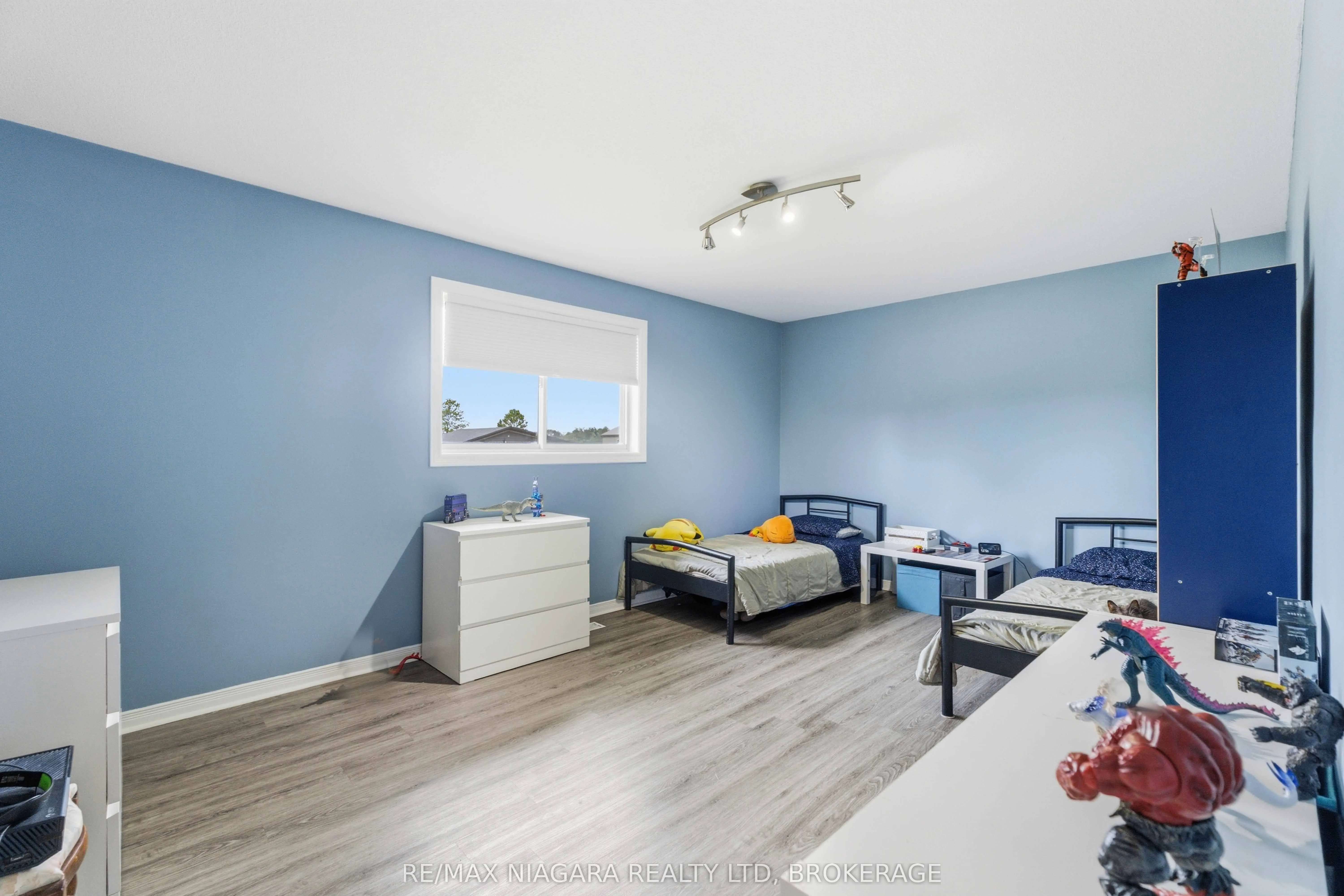 661 Carl Road