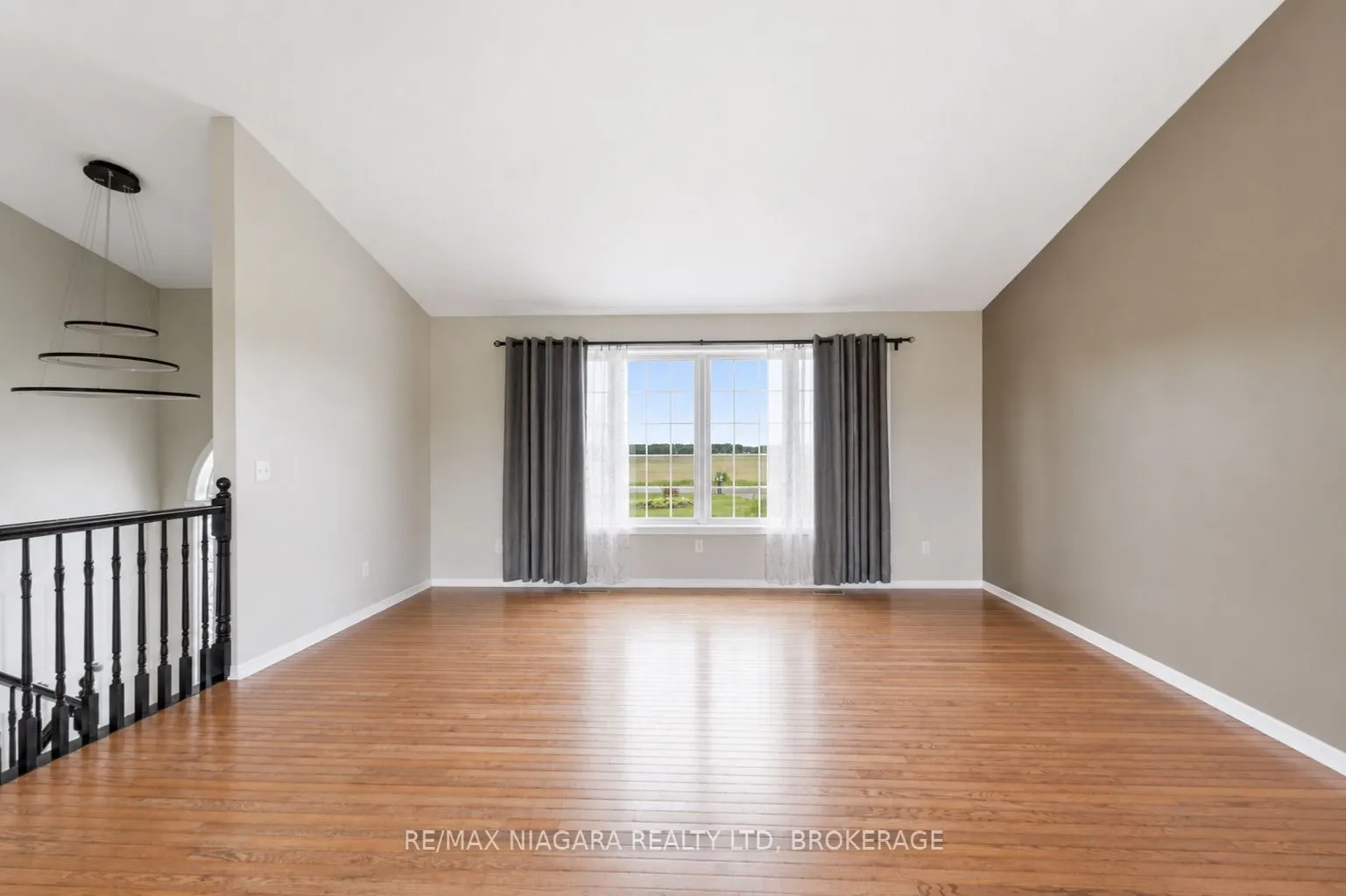 661 Carl Road