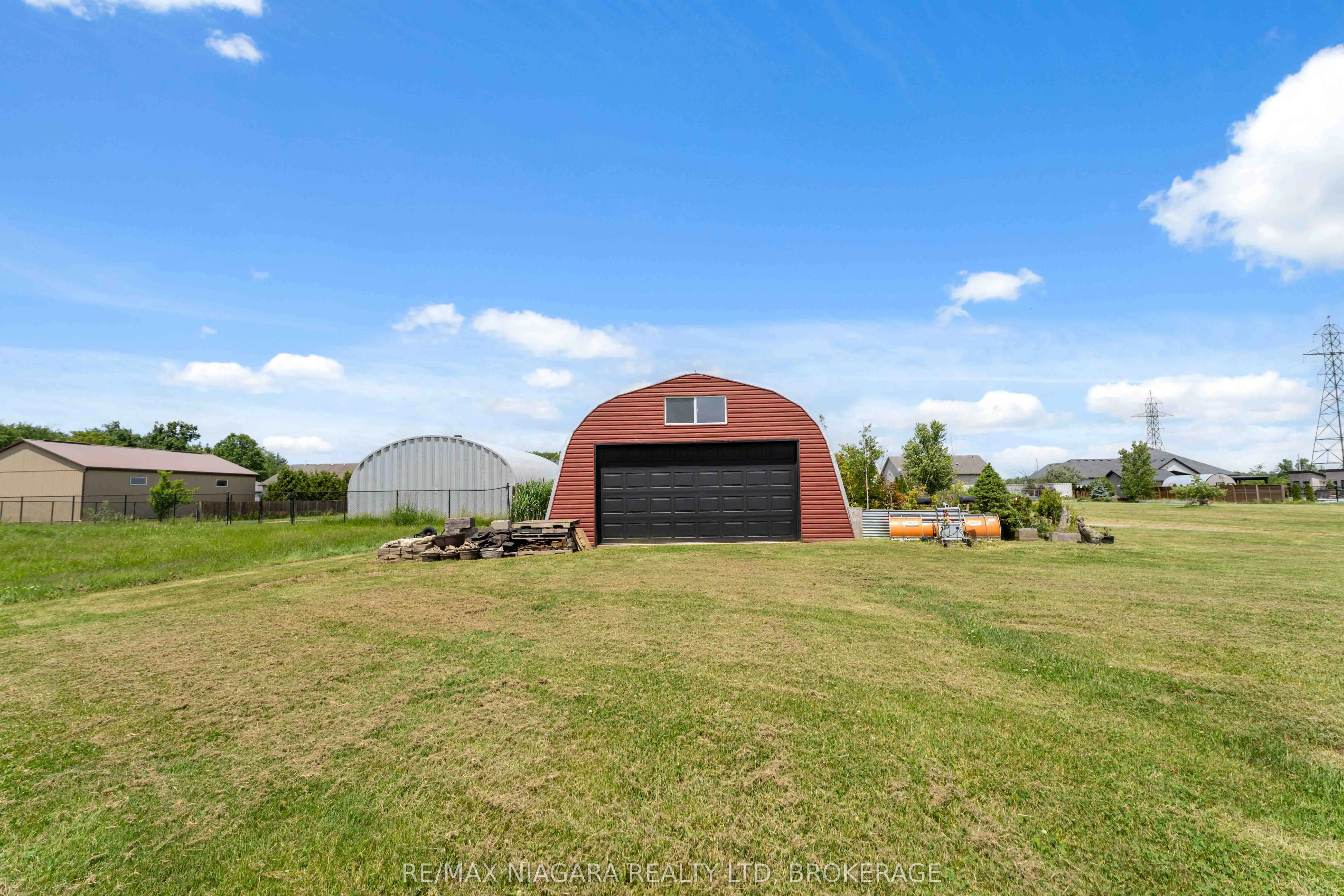 661 Carl Road