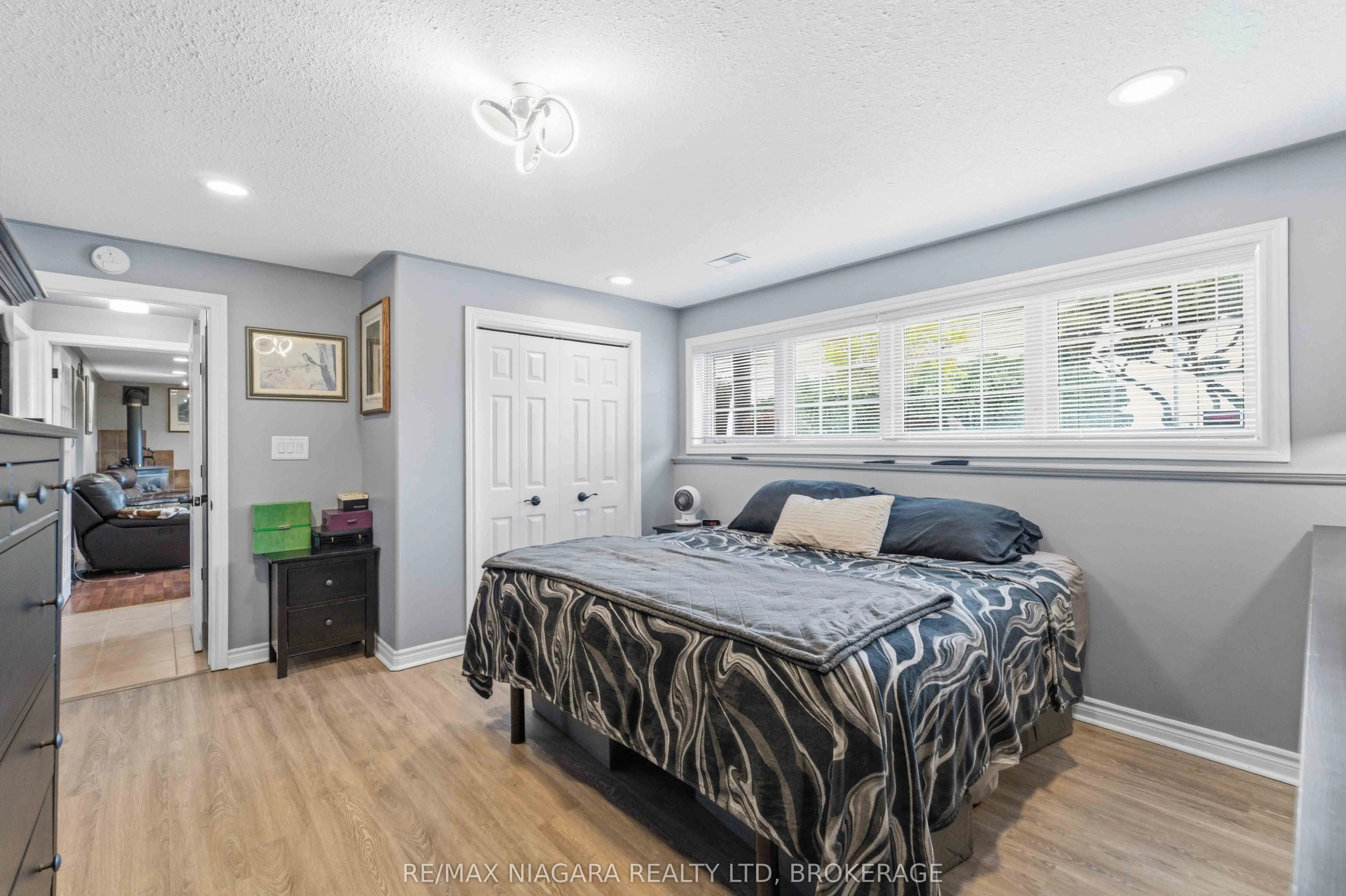 661 Carl Road