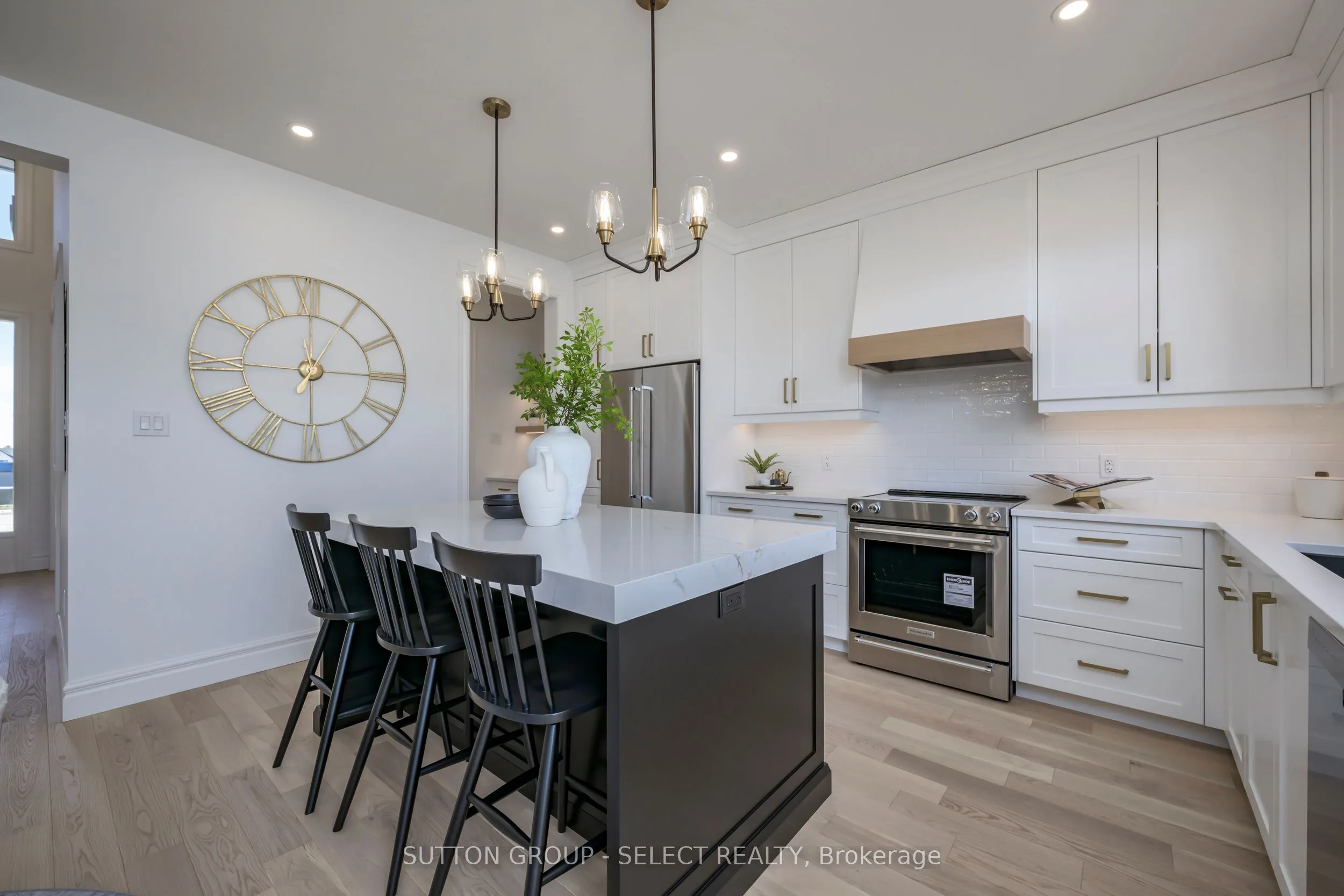 210 Harvest Lane