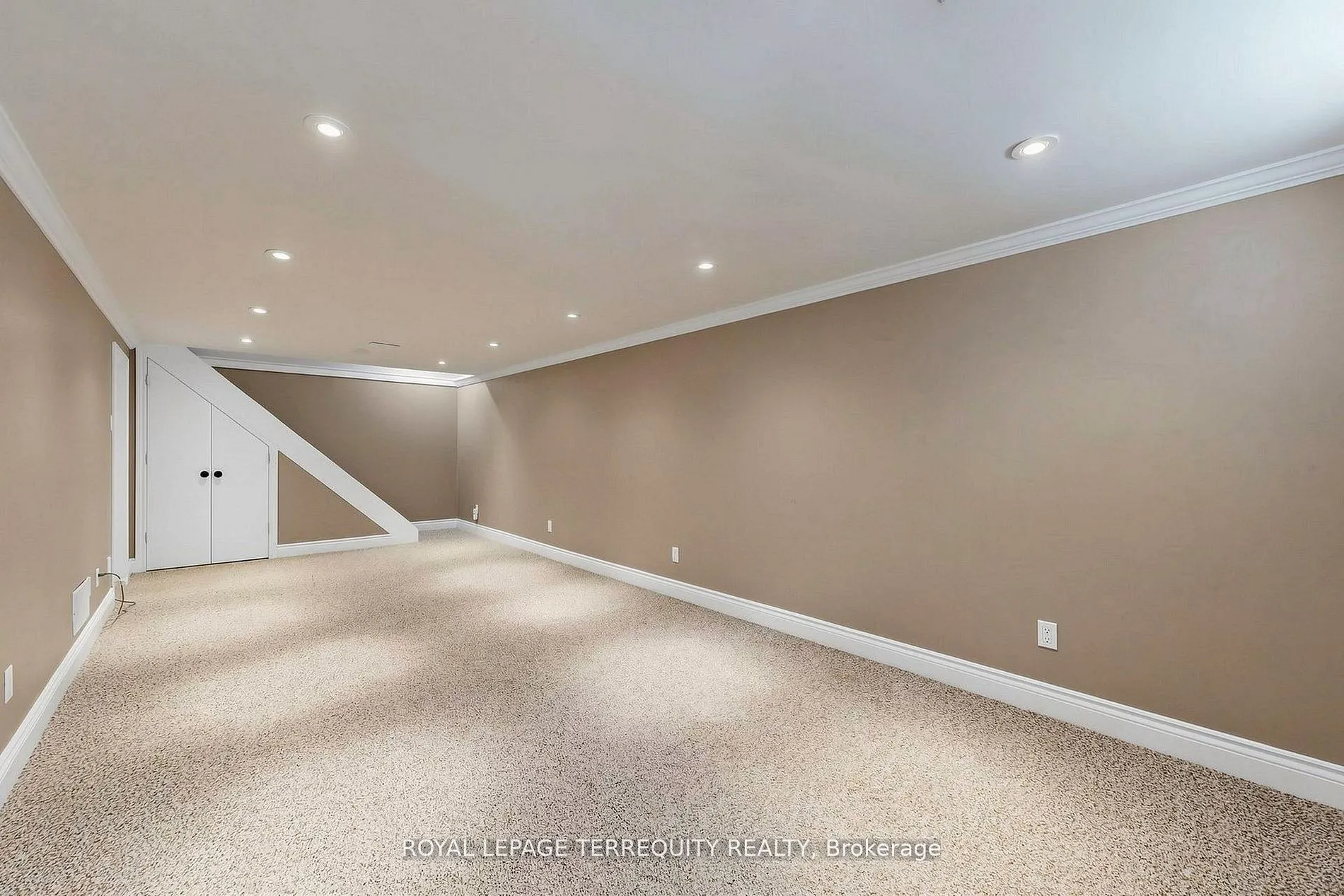 717 Westwood Drive