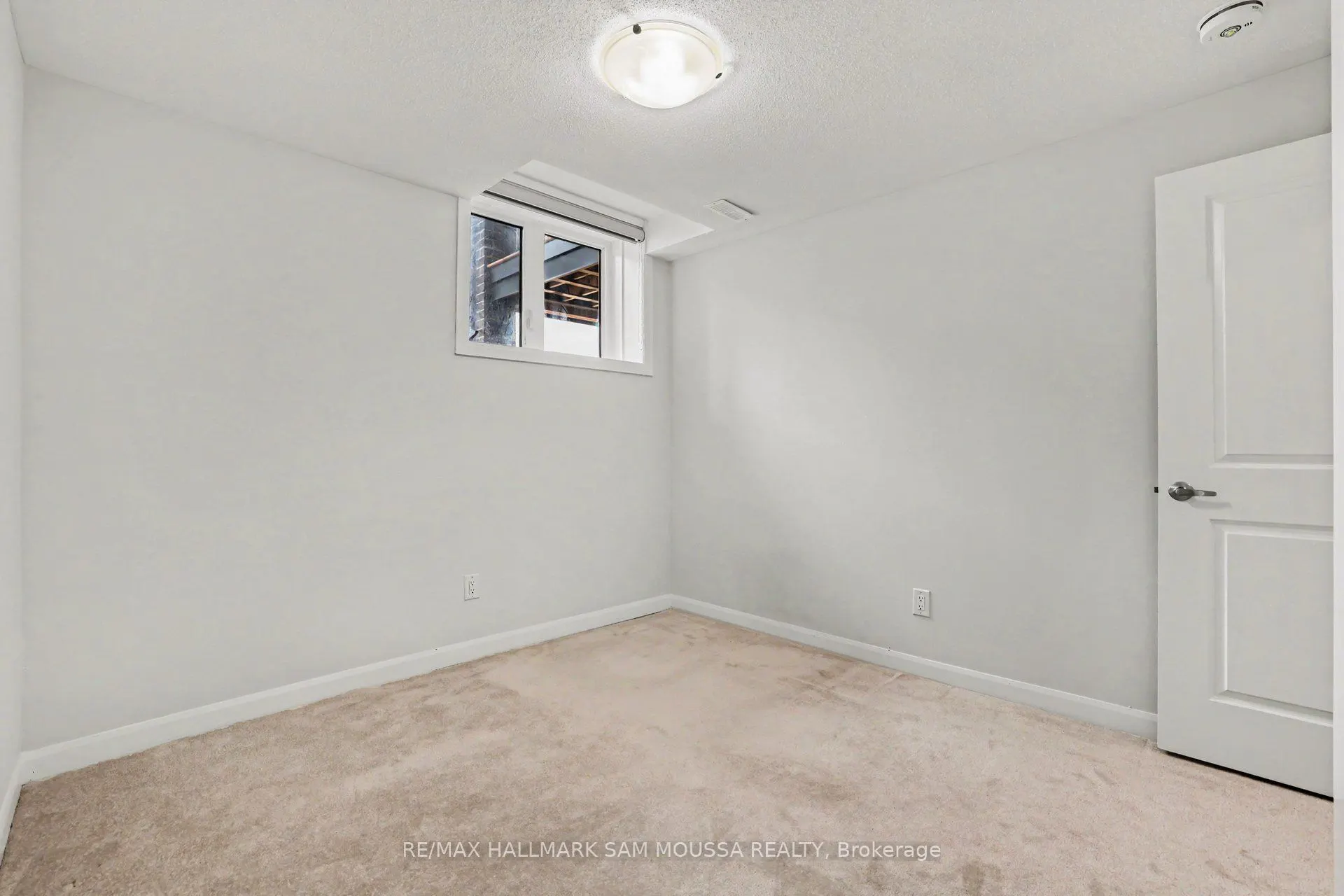 215 Eldorado Private #A