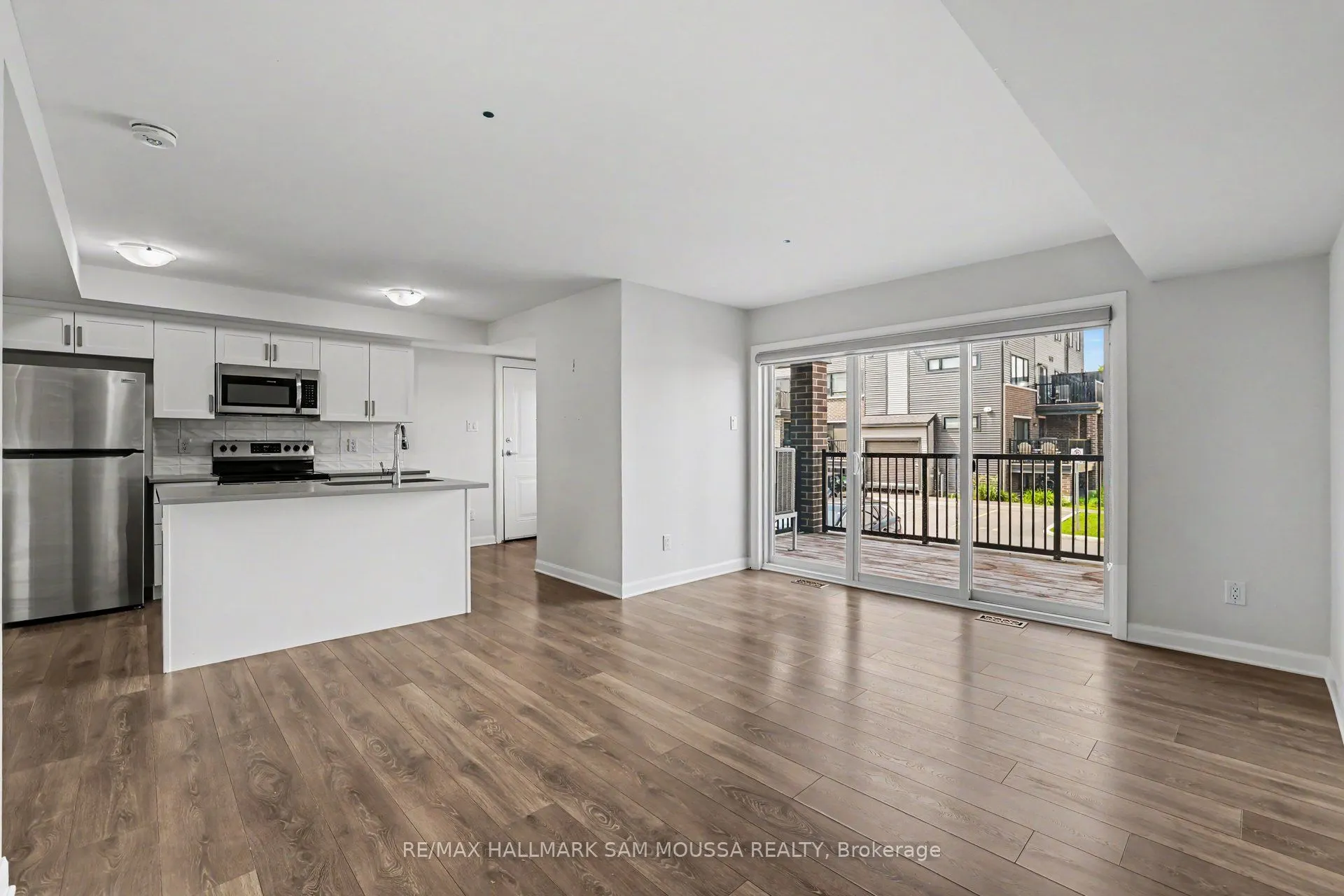 215 Eldorado Private #A