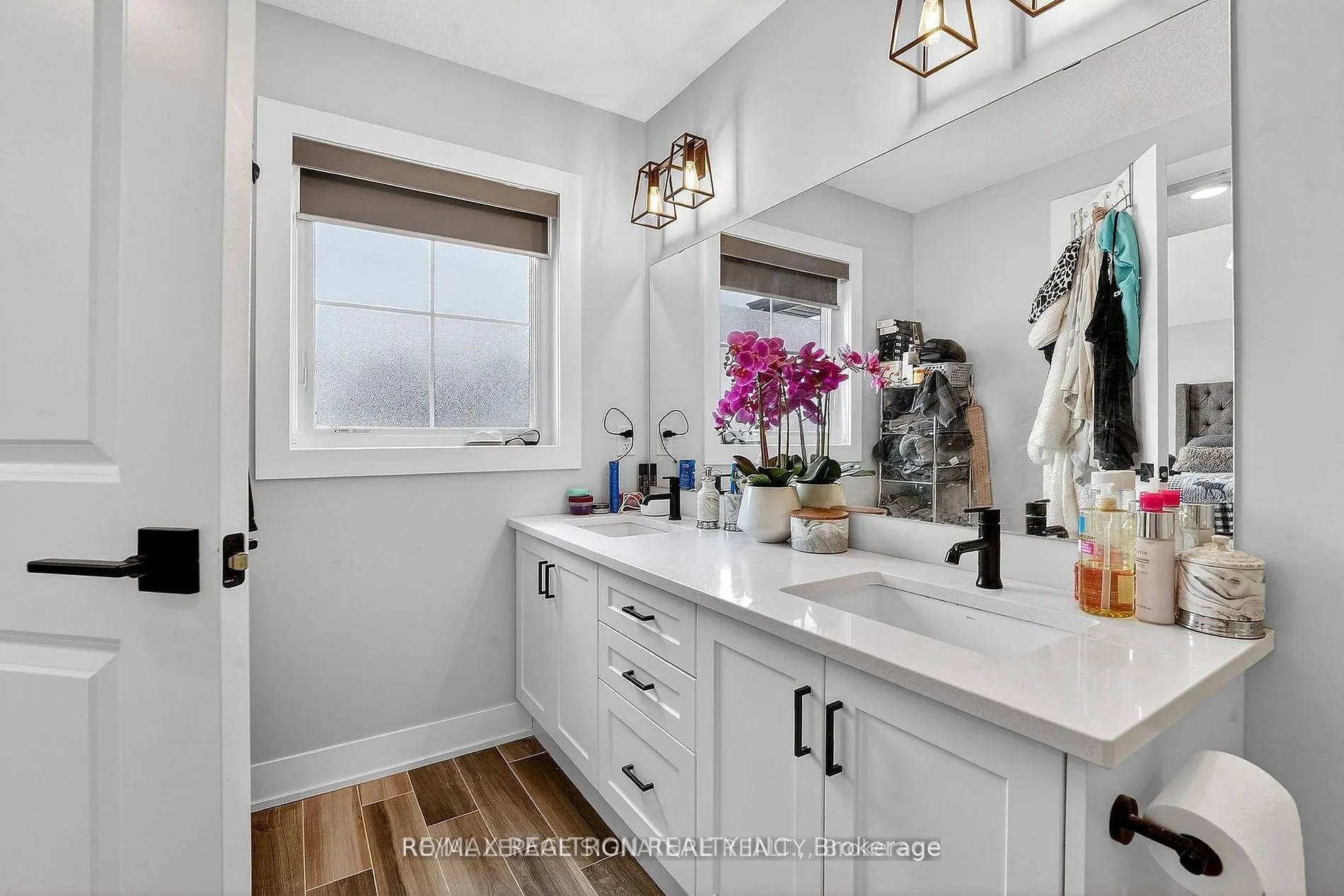 297 Whiting Street #11