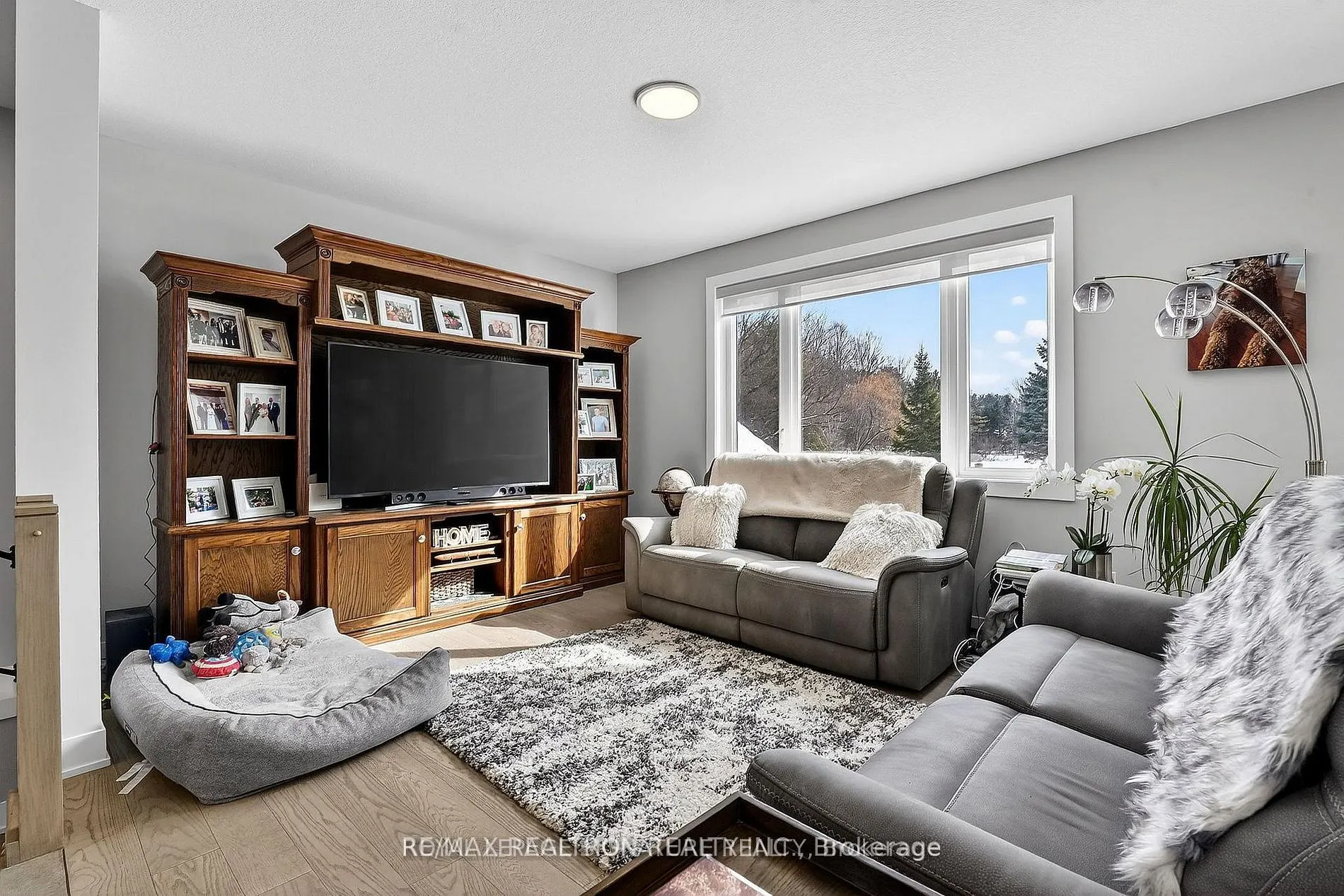 297 Whiting Street #11