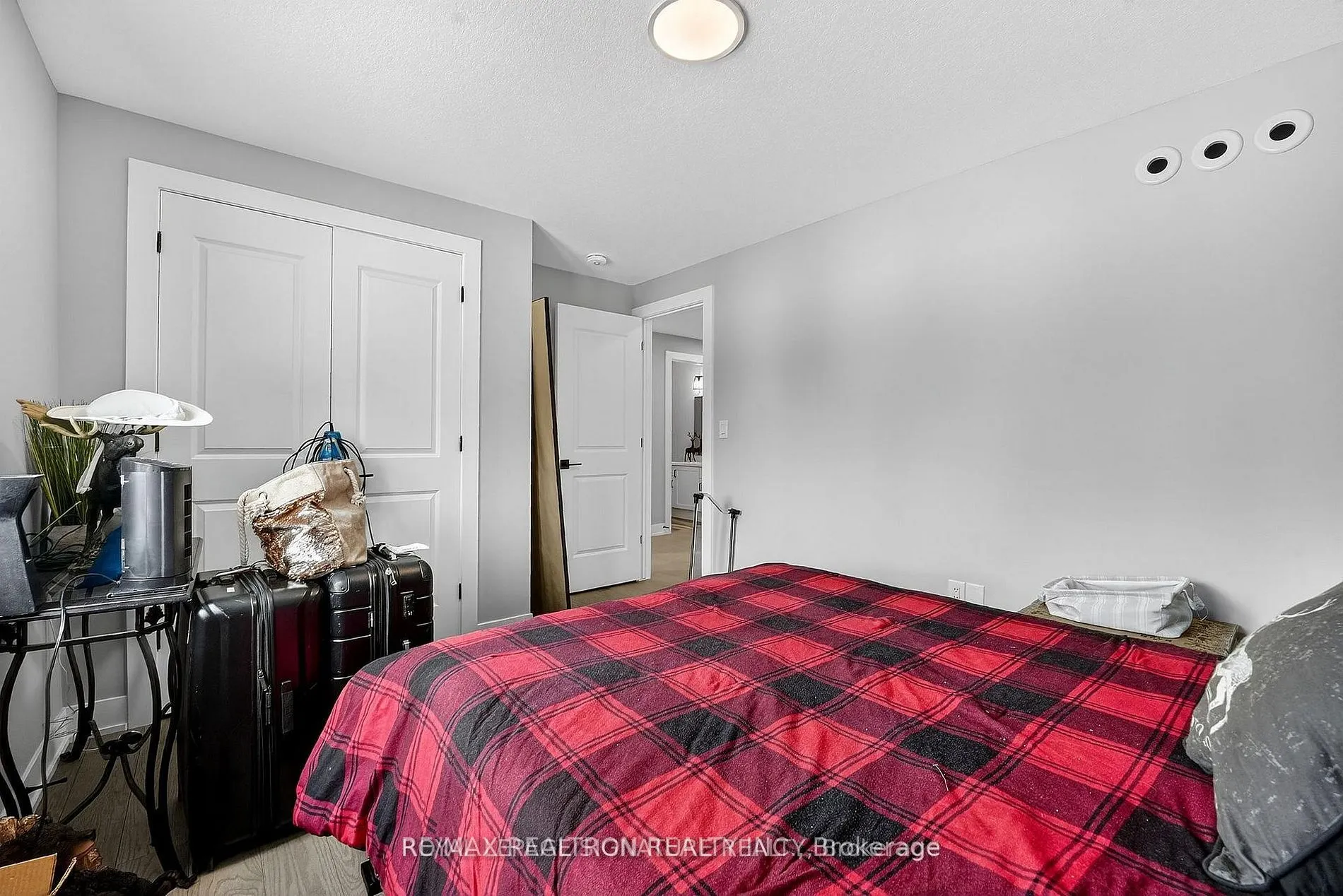 297 Whiting Street #11