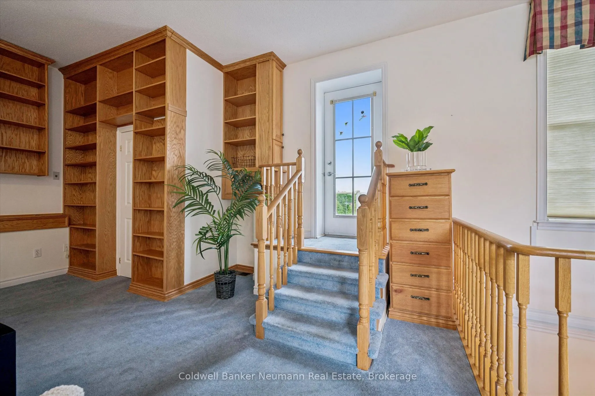 478 St Andrew Street E #306