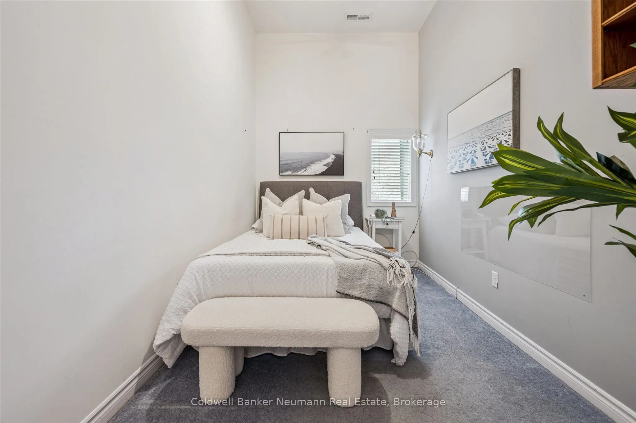 478 St Andrew Street E #306