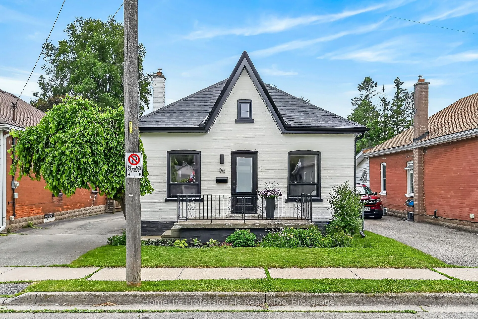 96 Aberdeen Avenue