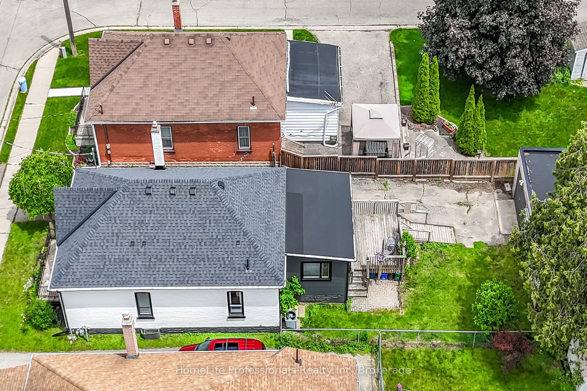 96 Aberdeen Avenue