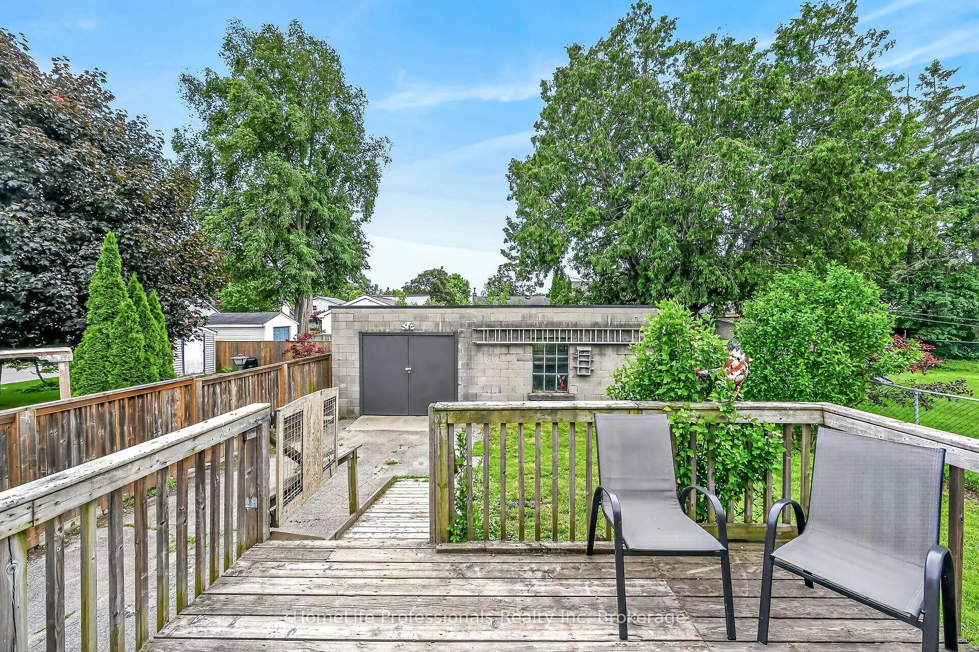 96 Aberdeen Avenue