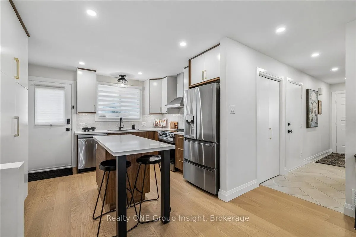 13 Salina Place