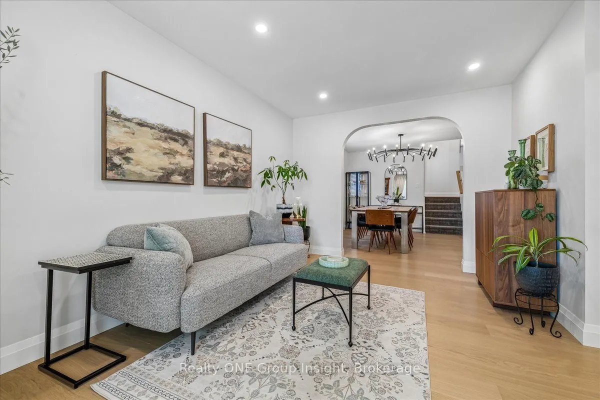 13 Salina Place