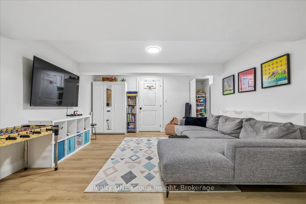 13 Salina Place