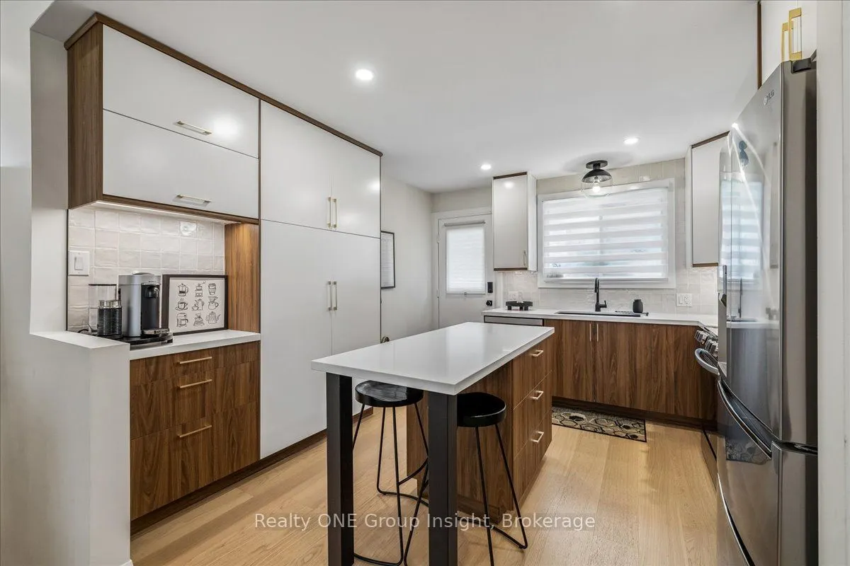 13 Salina Place