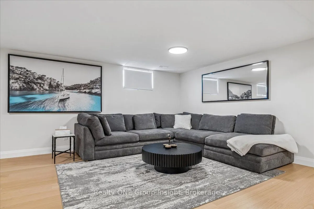13 Salina Place