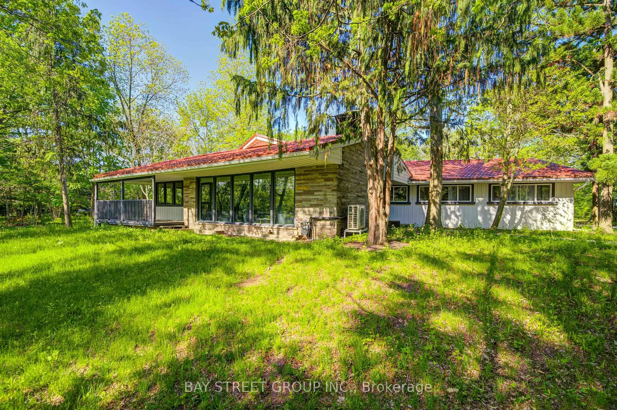 14874 Niagara River Parkway