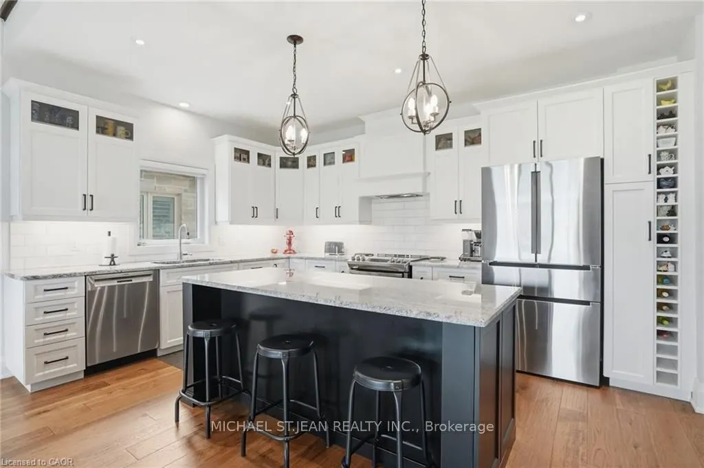 59 Swan Avenue