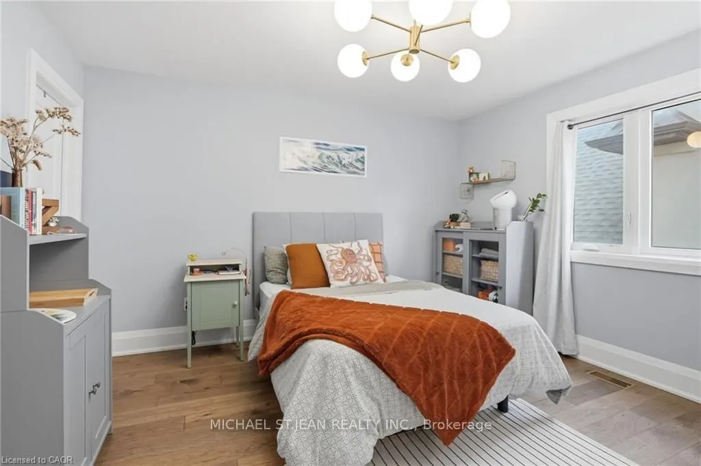 59 Swan Avenue