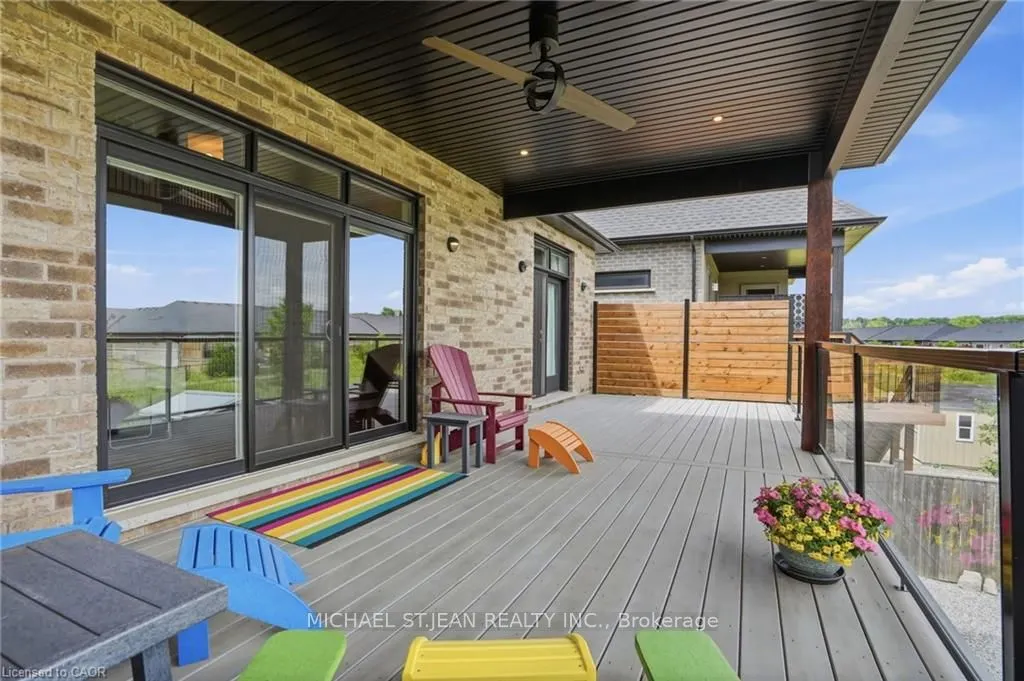 59 Swan Avenue