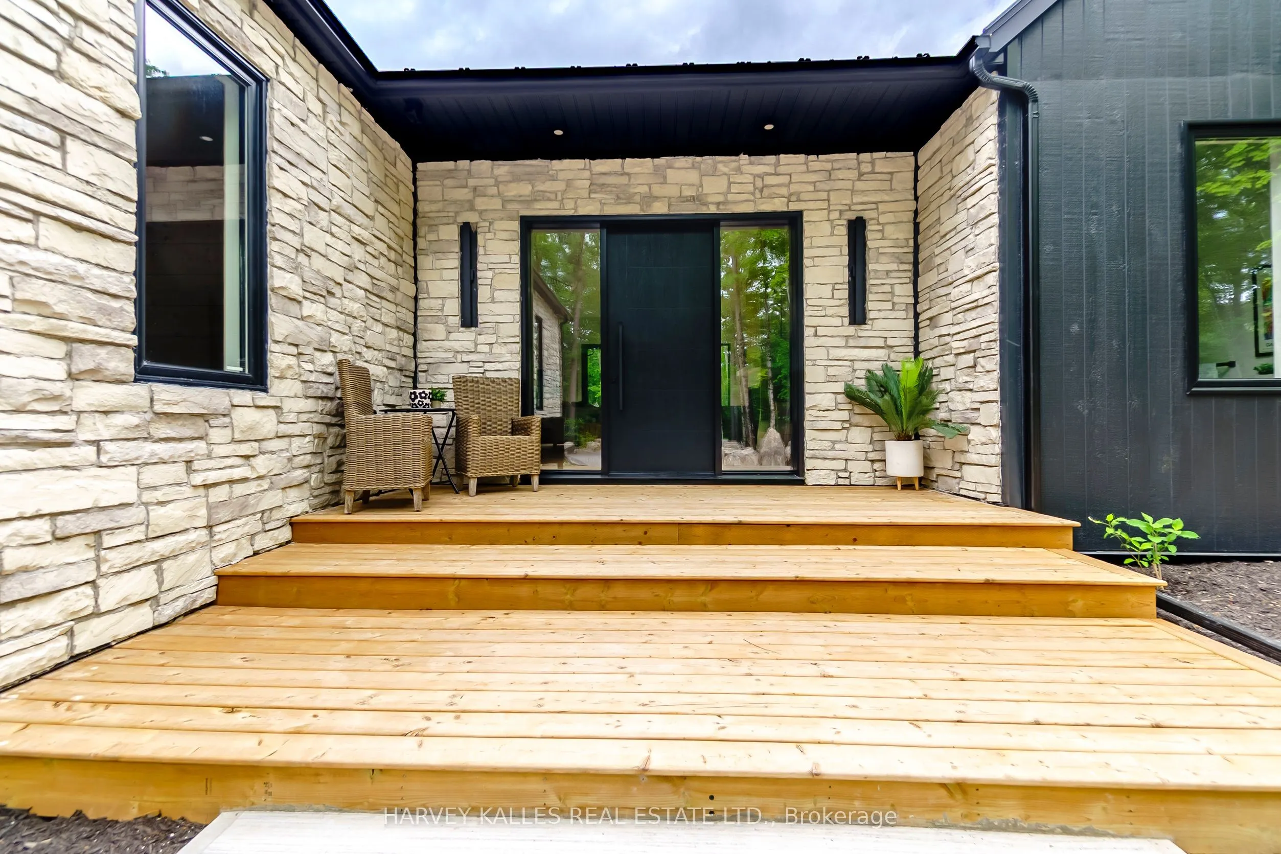 114 Rockhaven Road