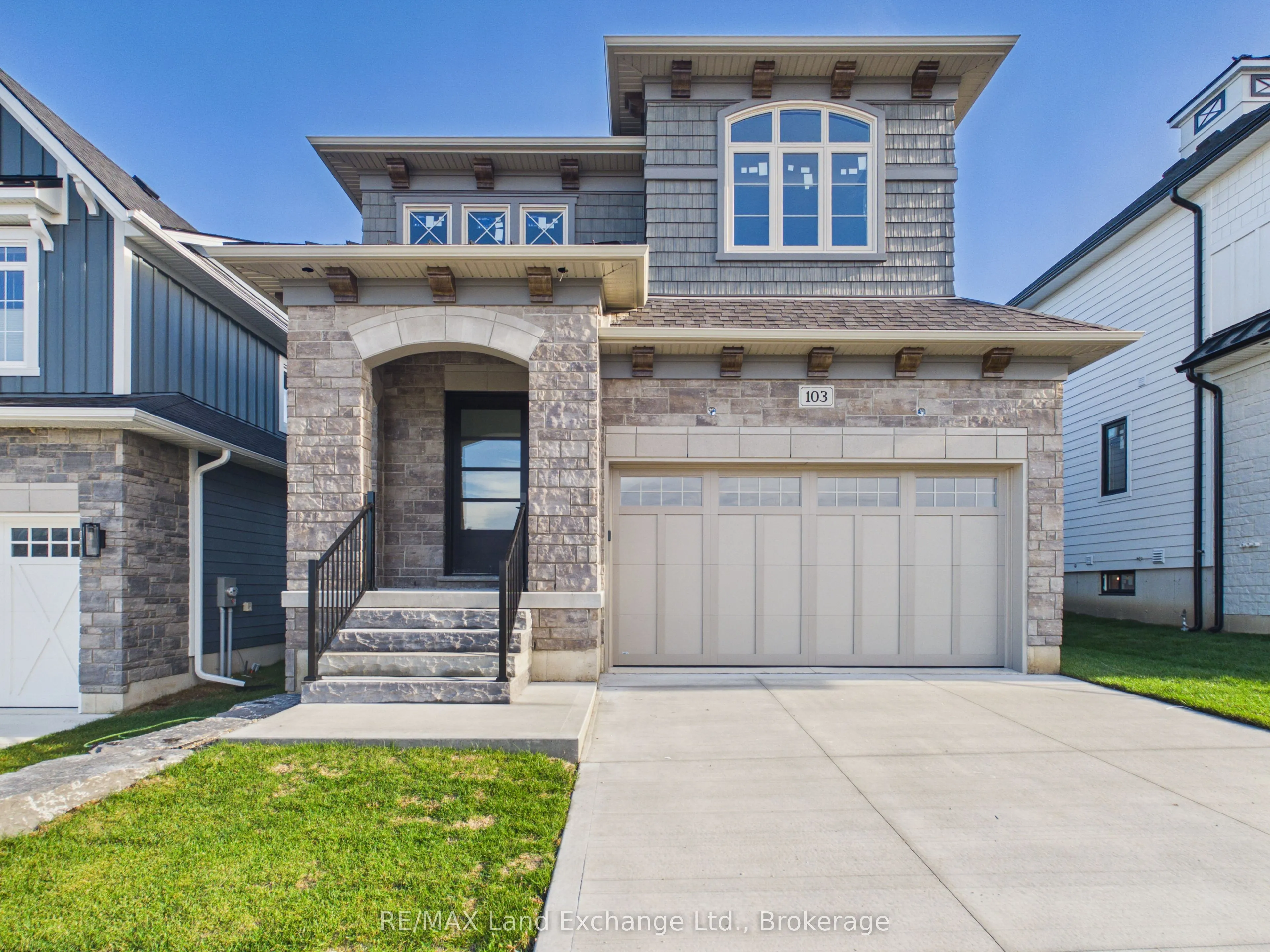 103 Inverness Street N