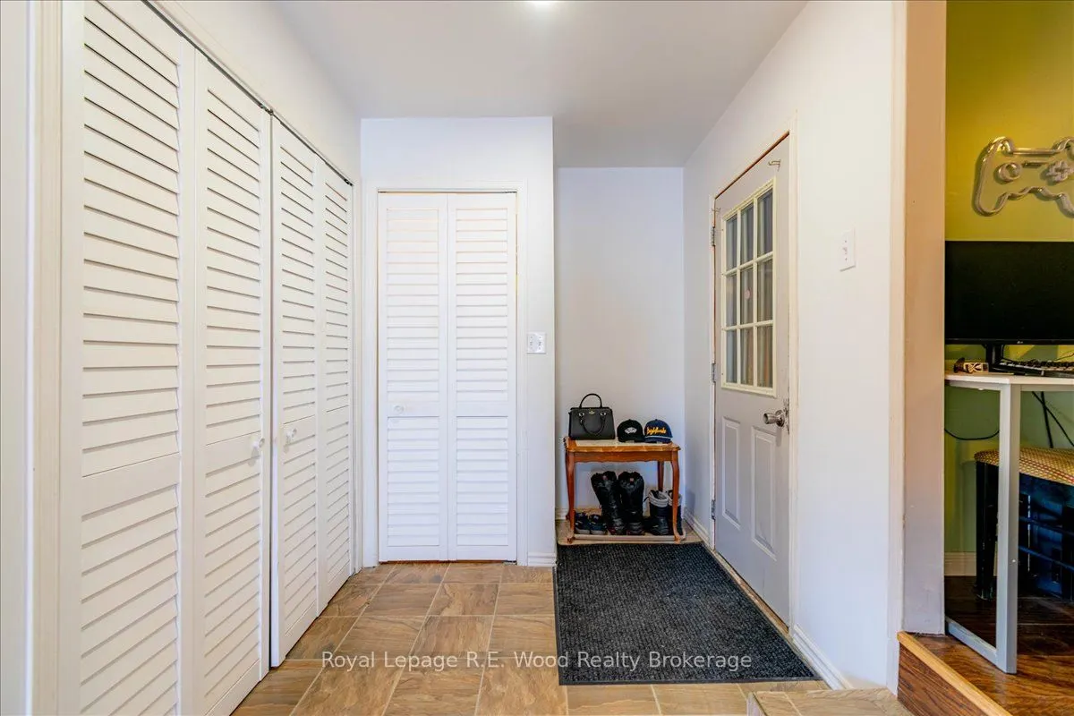 44 Stover Street N