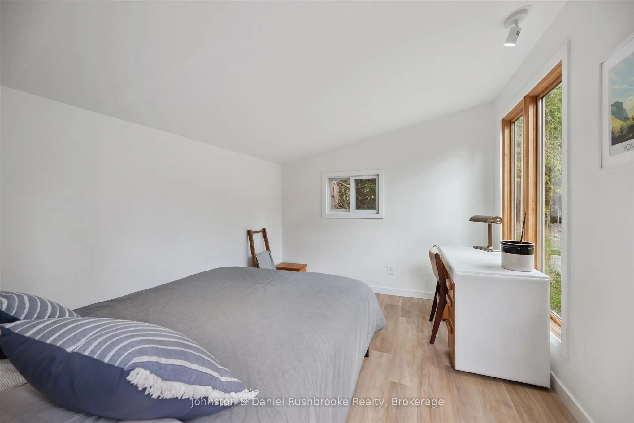 307251 Hockley Road
