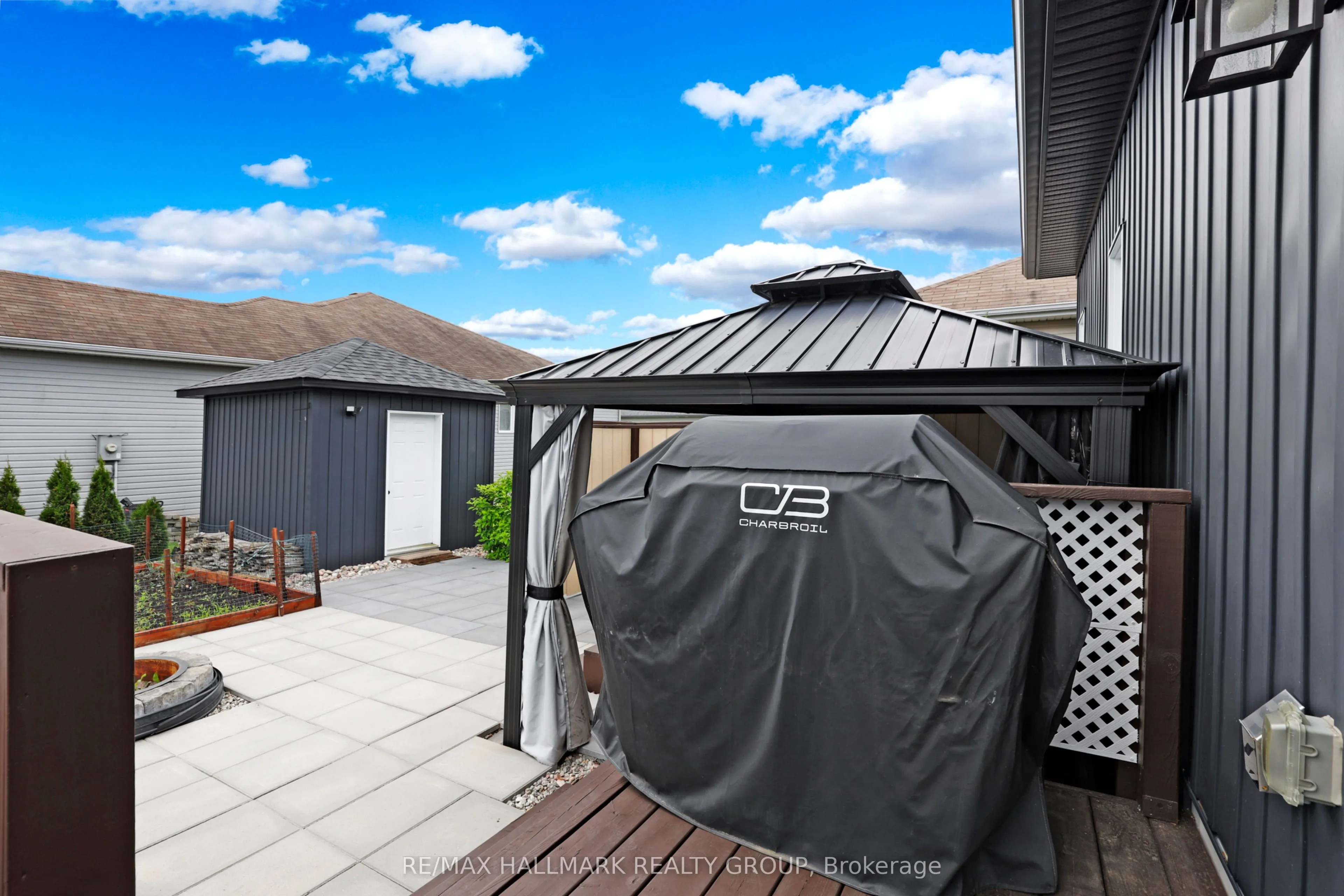 427 Denis Street
