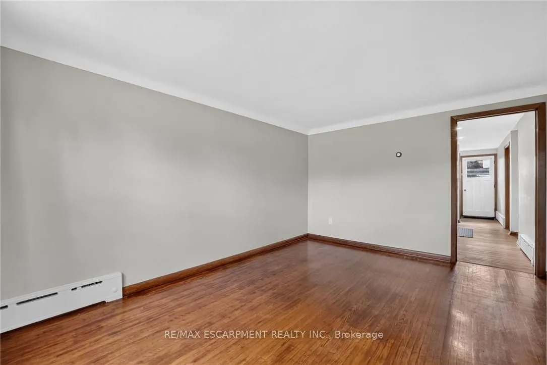 300 Knoll Street