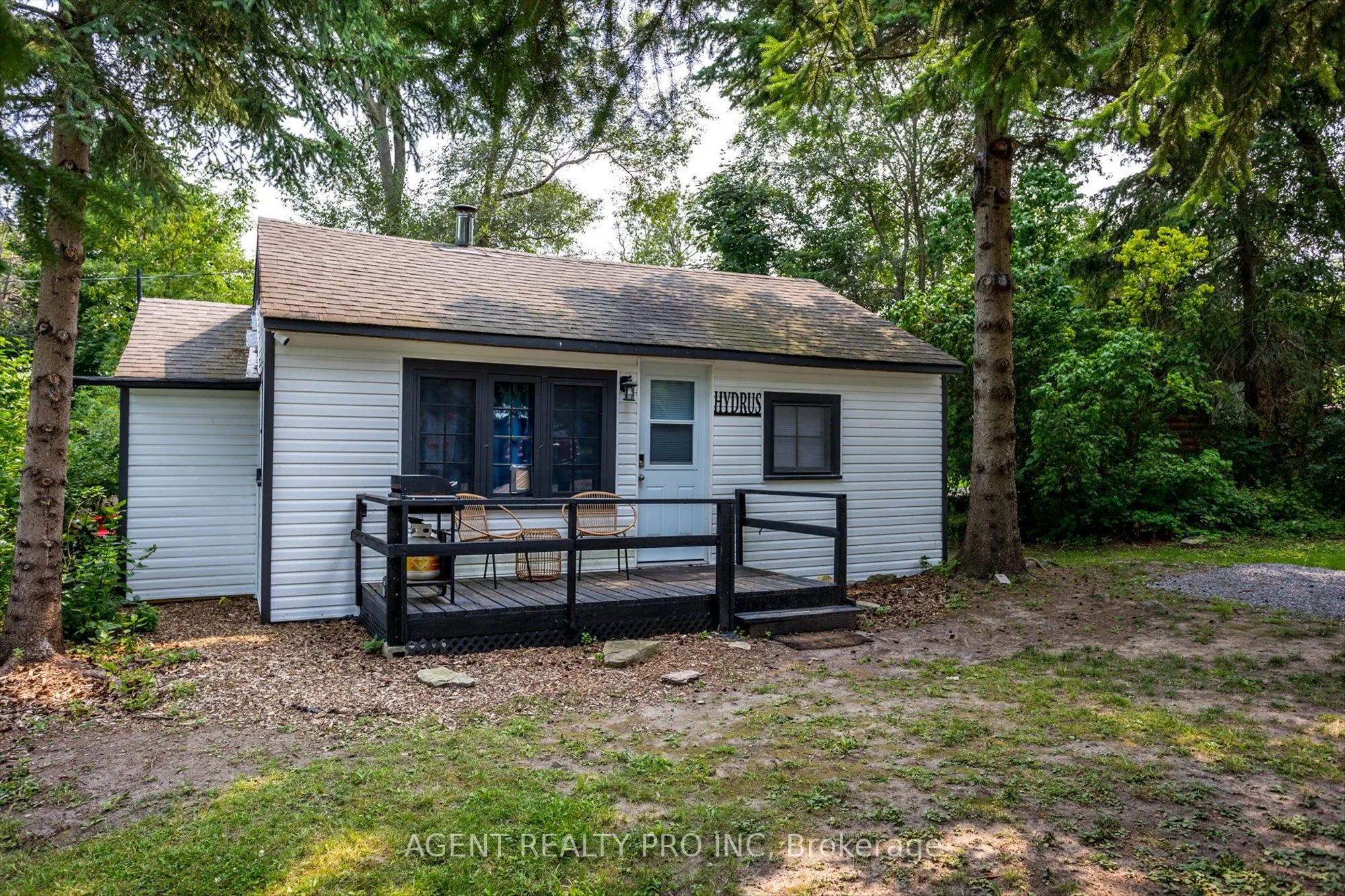 21 Oriole Road