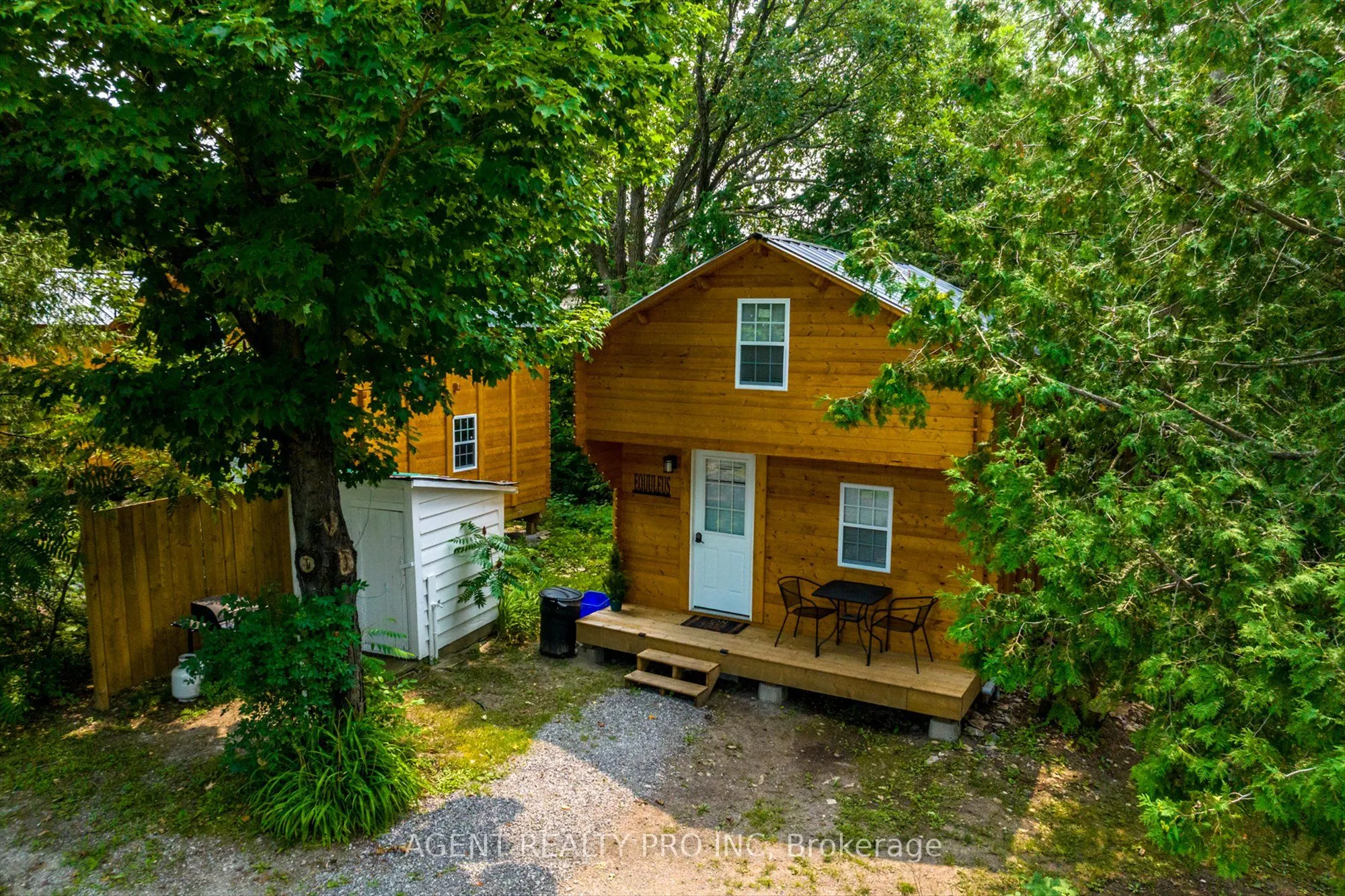 21 Oriole Road