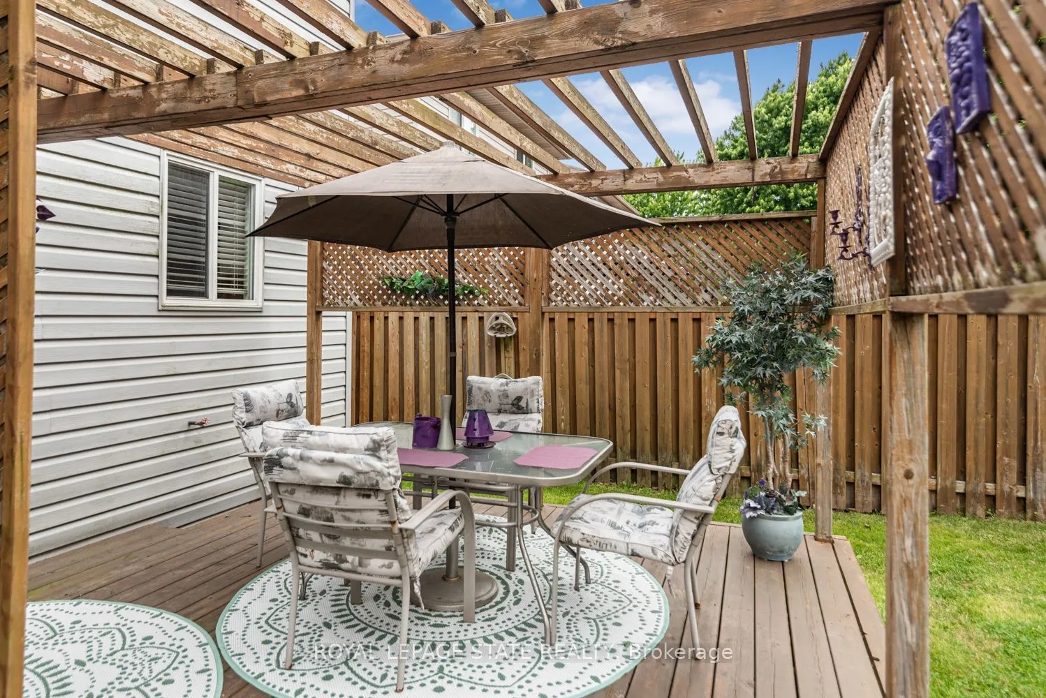 10 Richview Drive