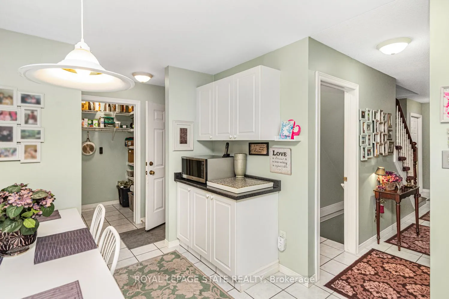 10 Richview Drive