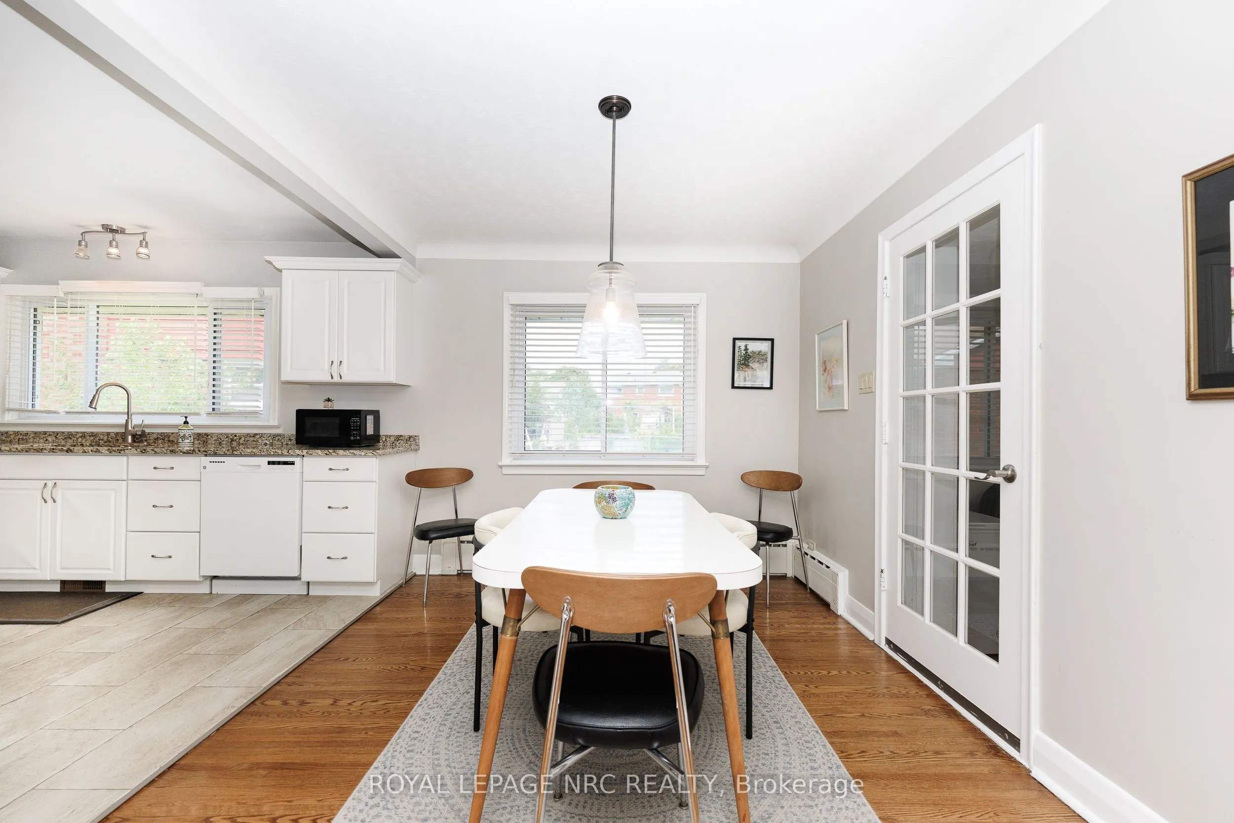 24 Munro Street