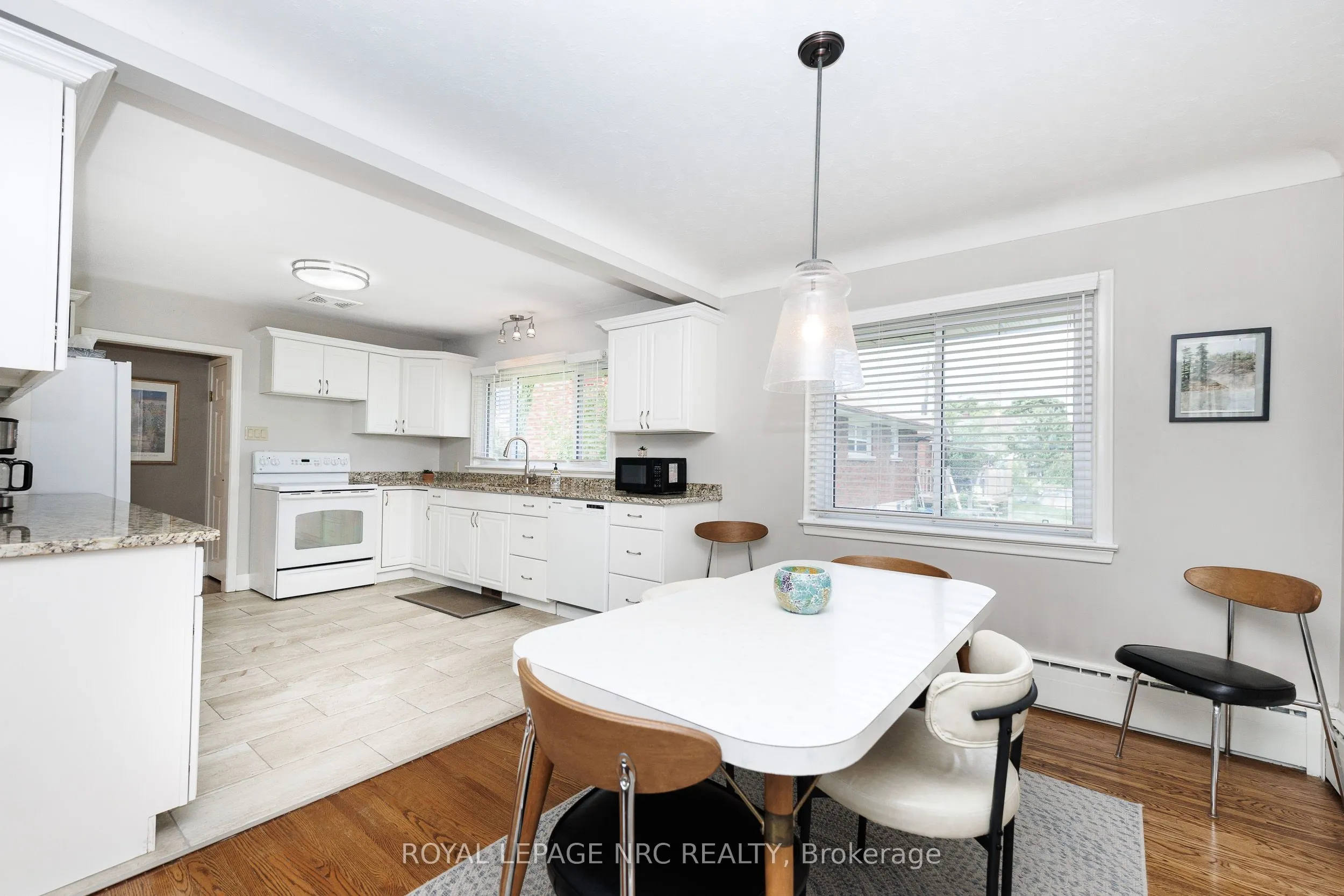 24 Munro Street