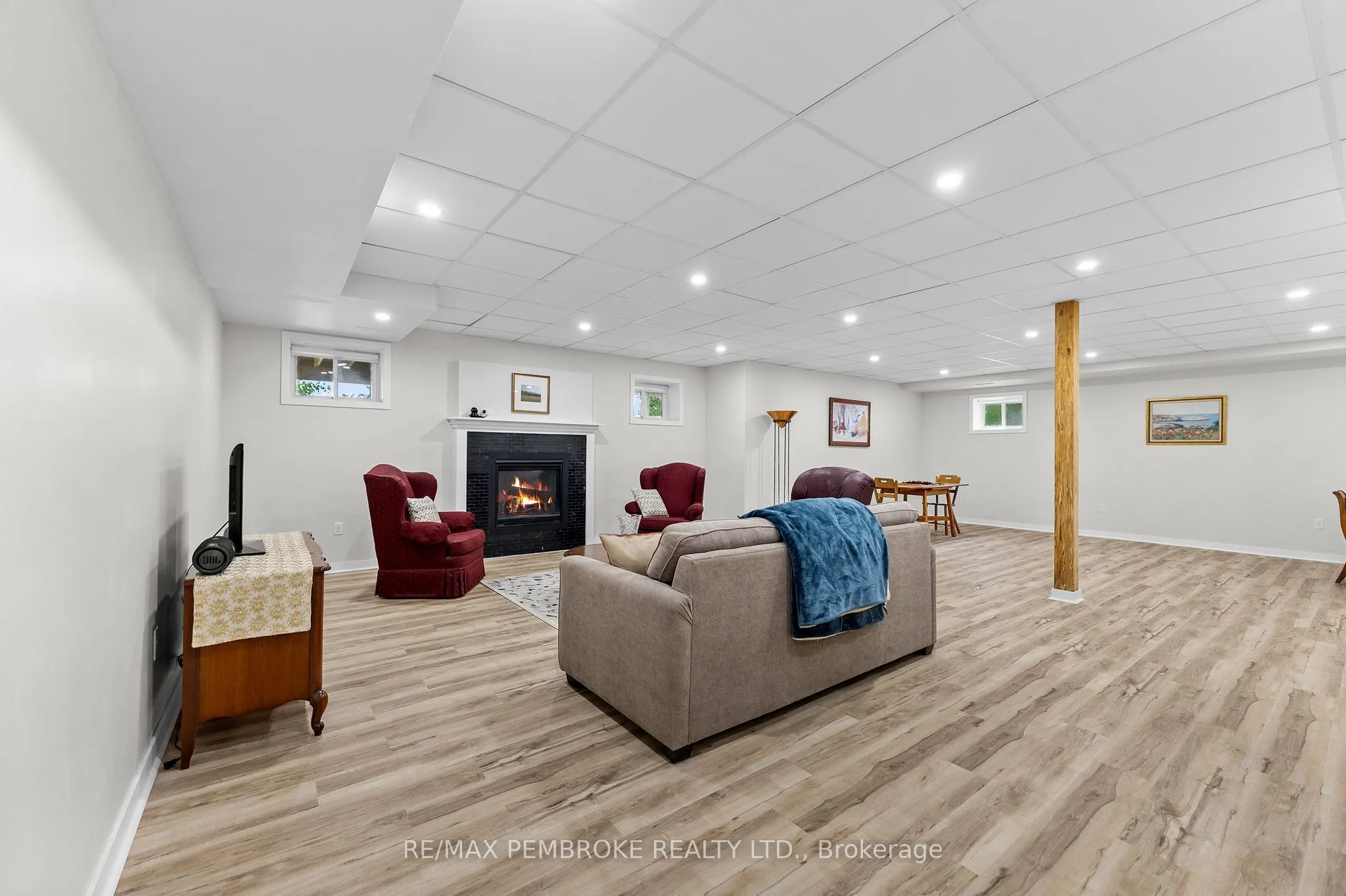 442B Stringer Drive