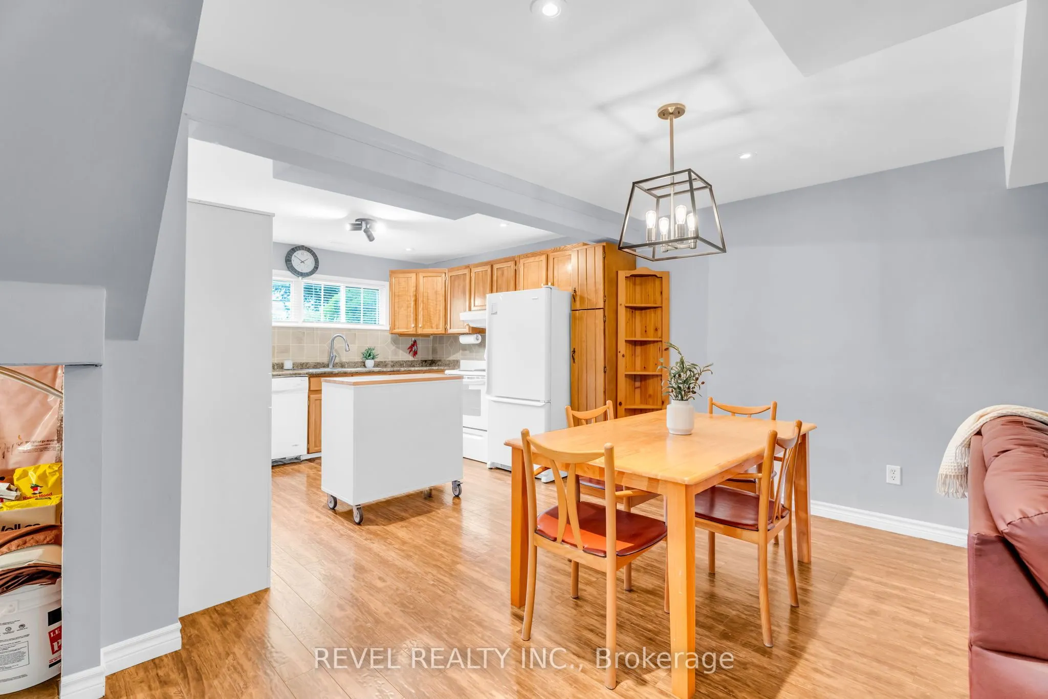 433 Greenwood Street