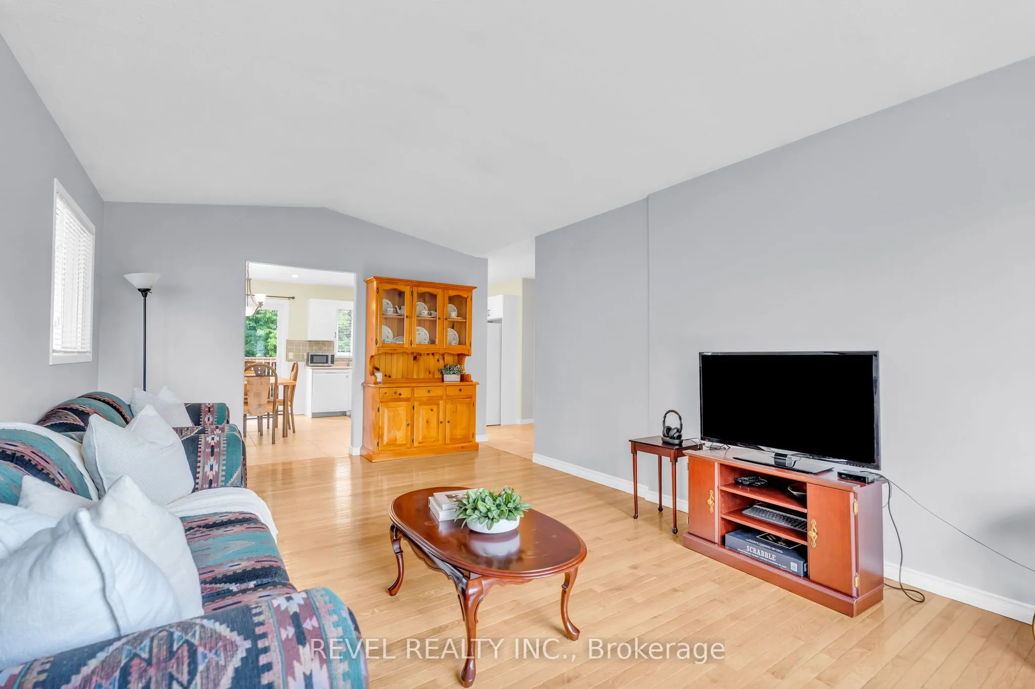 433 Greenwood Street