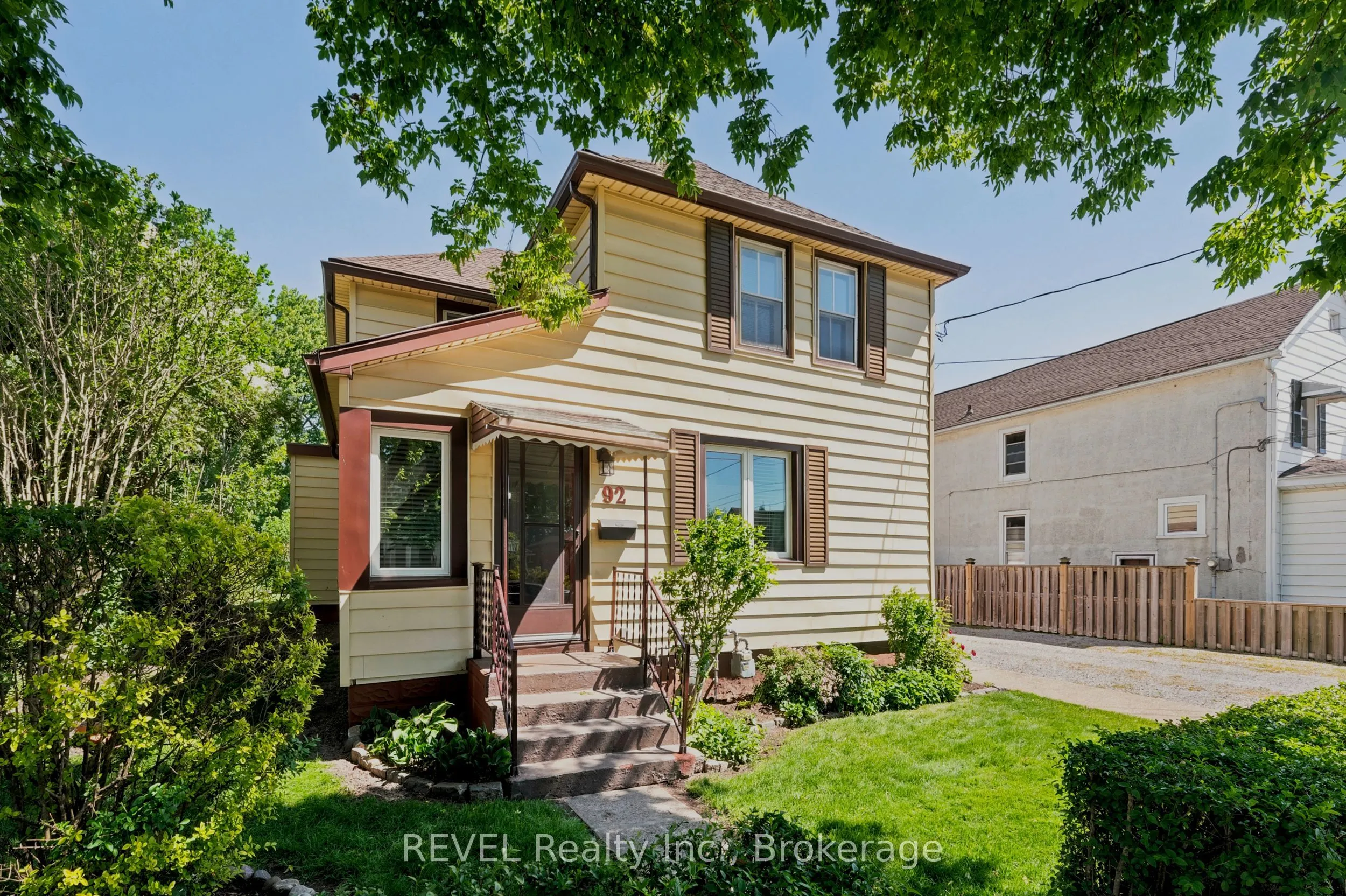 92 Saint Arnaud Street