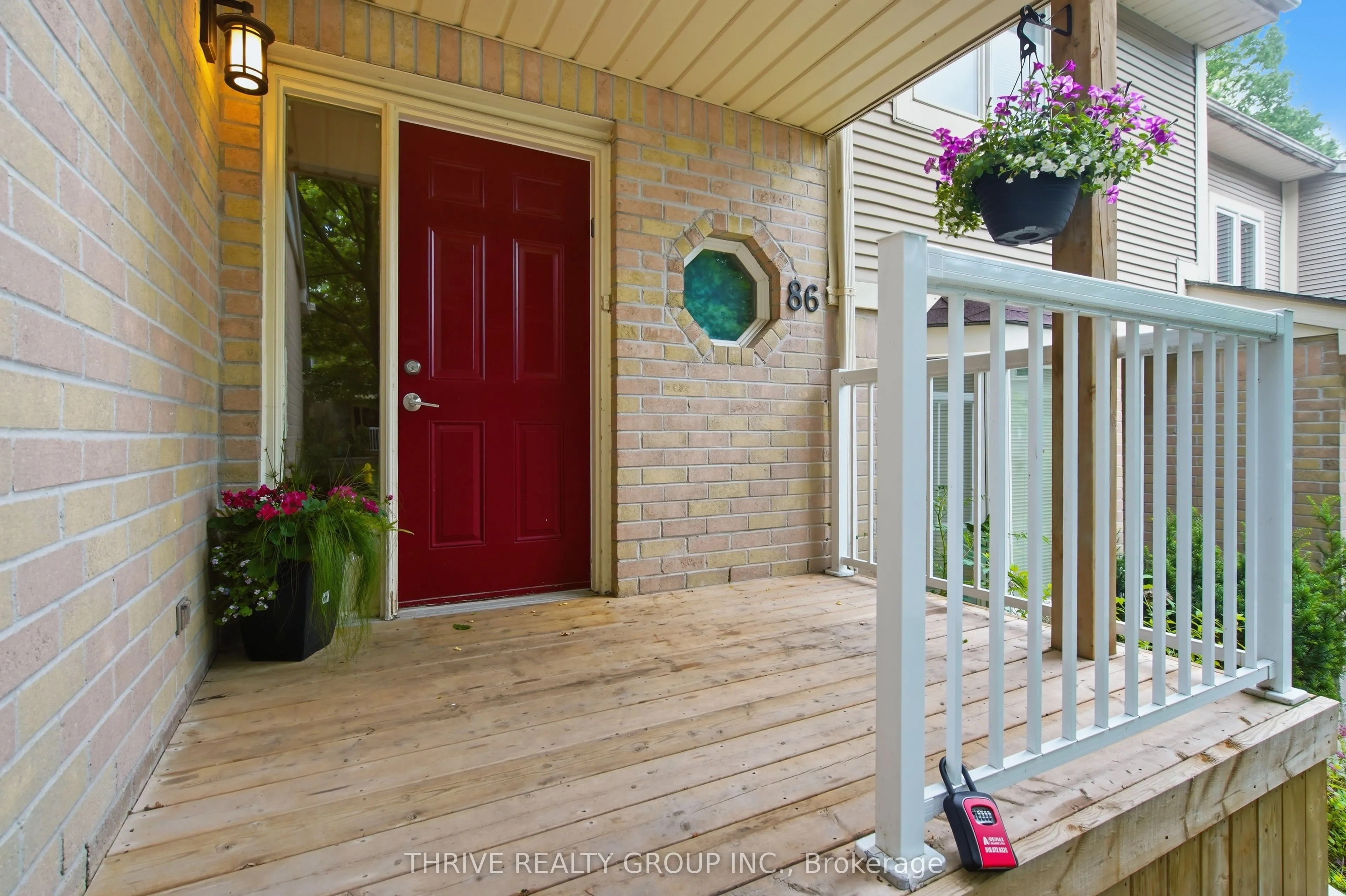 9 AILSA Place #86