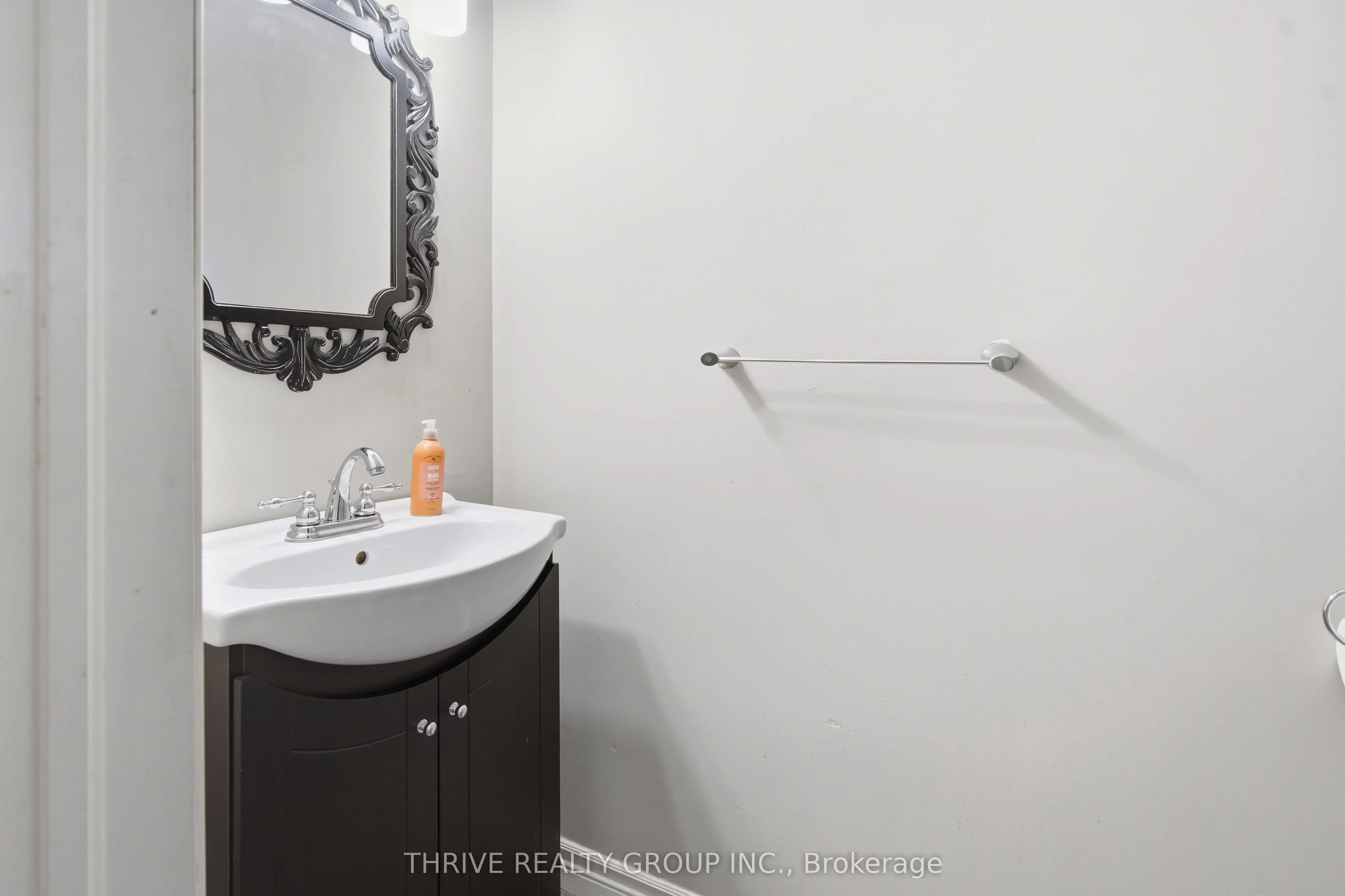 9 AILSA Place #86