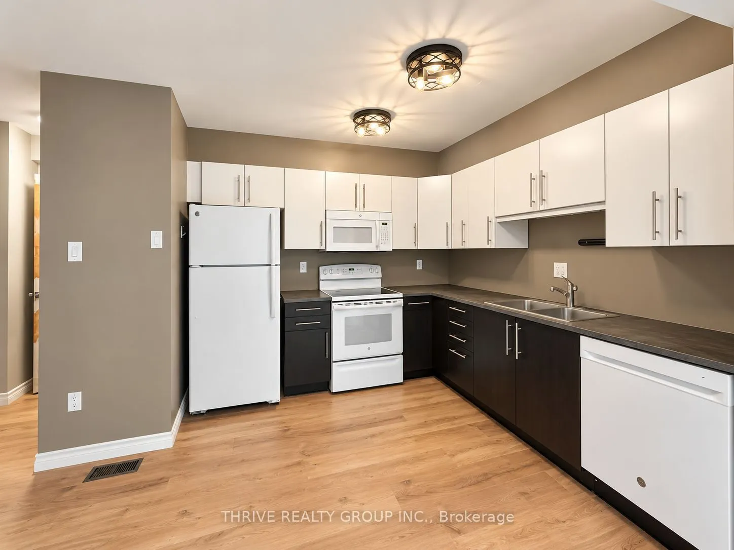 9 AILSA Place #86
