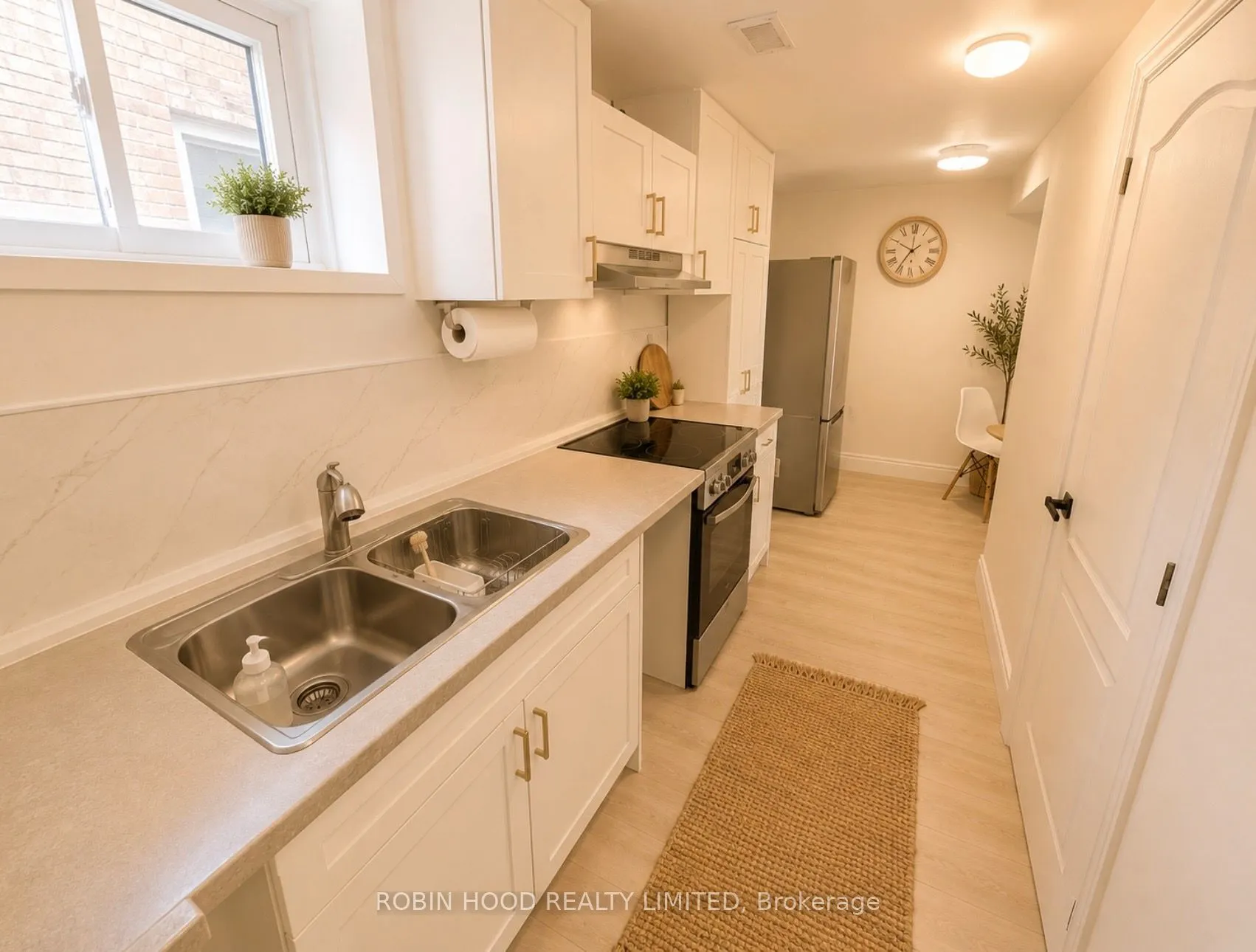 84 Elgar Avenue